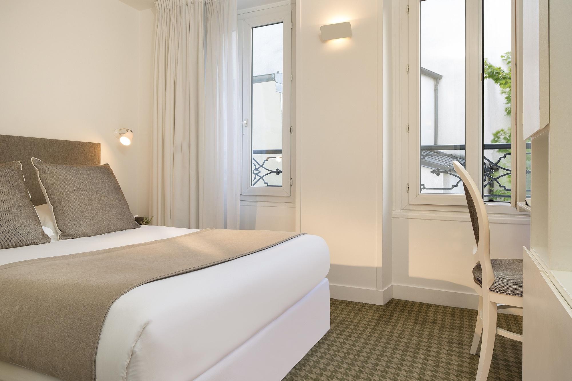 Hotel Mistral Paris