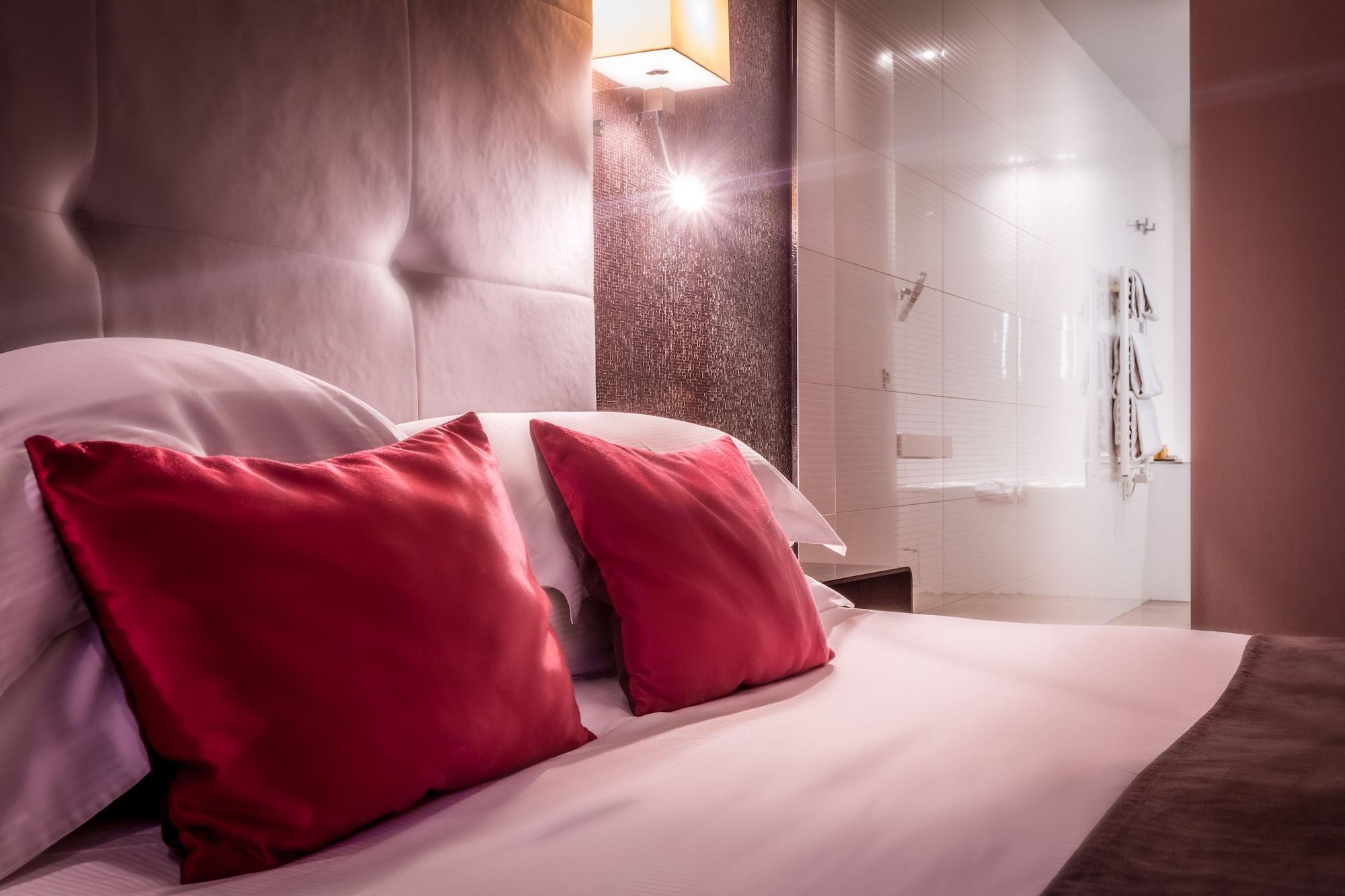 Hotel Opera Marigny 4*