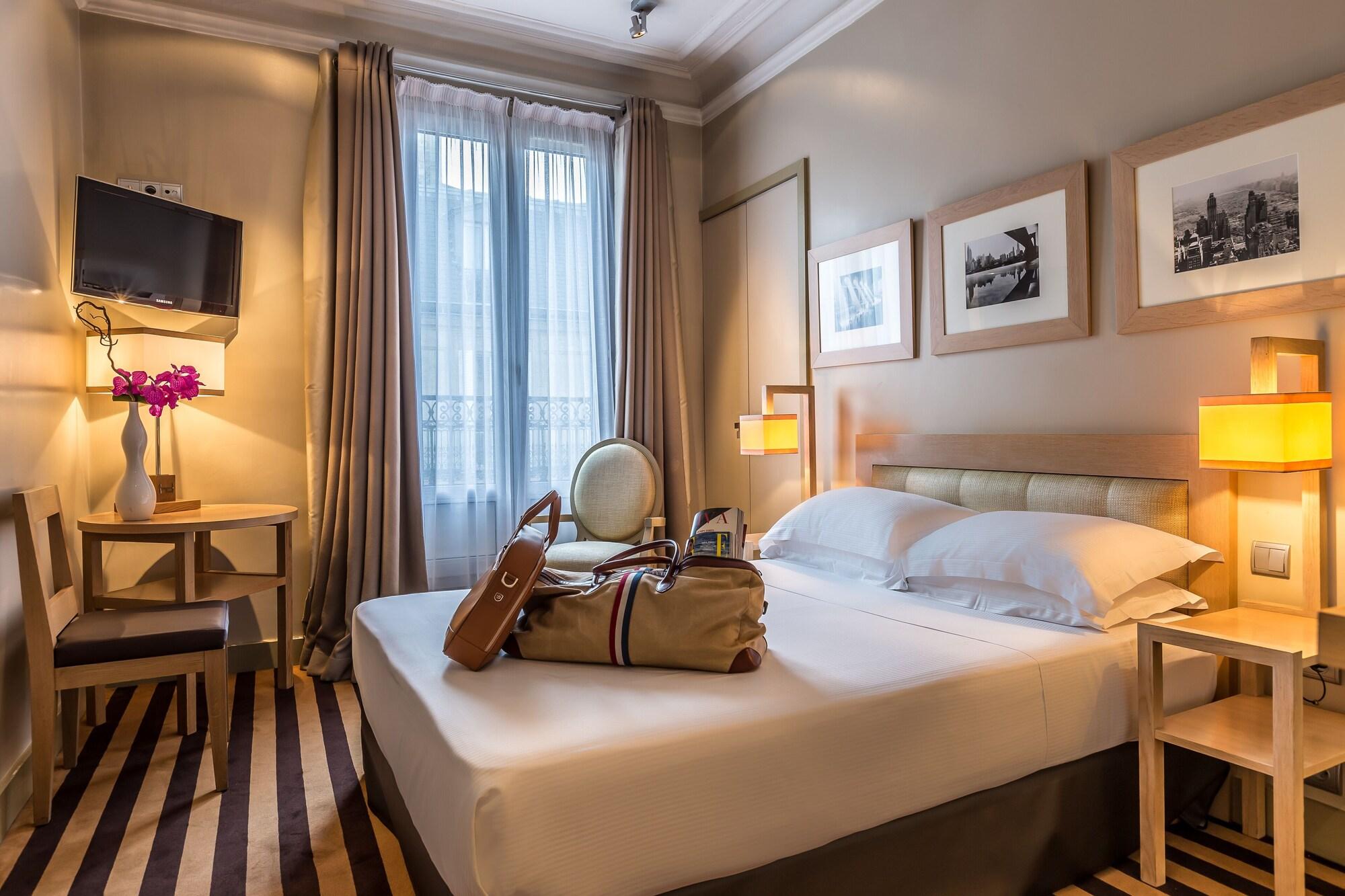 Hotel Duret Champs Elysees 4*