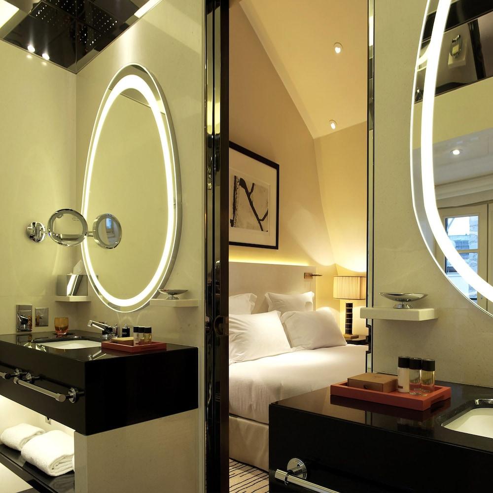 Montaigne Hotel Paris