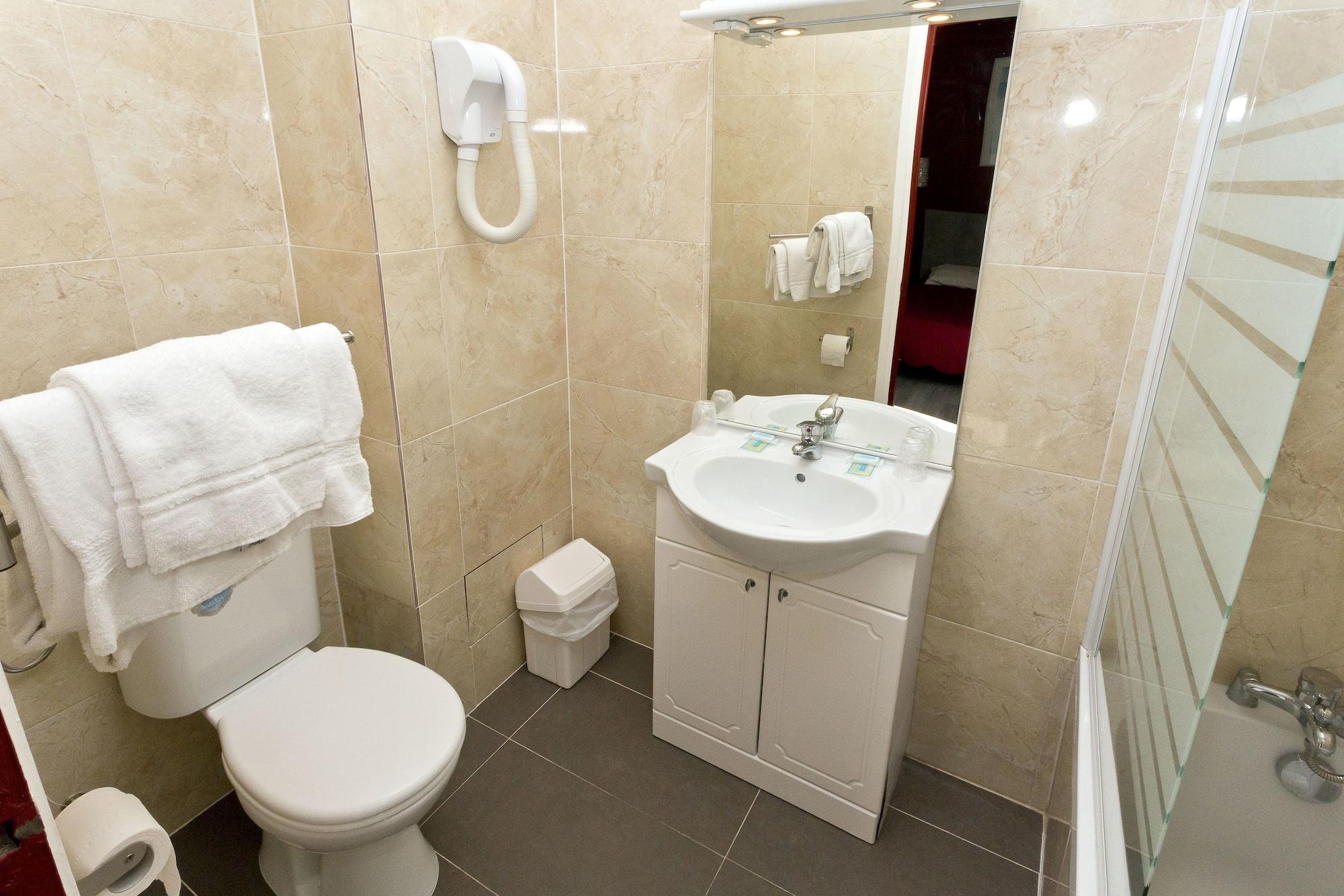 Hotel Hipotel Belgrand Mairie Du 20eme