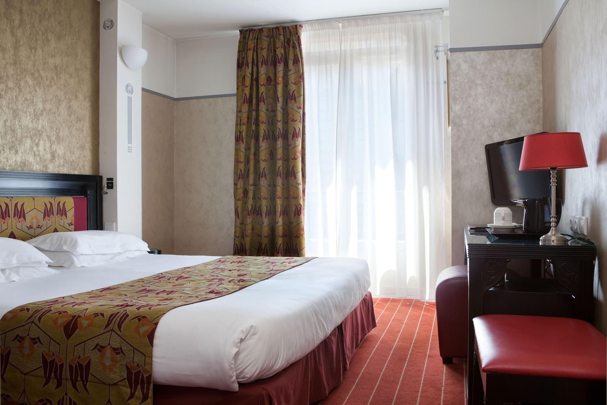 Eiffel Seine Hotel Paris