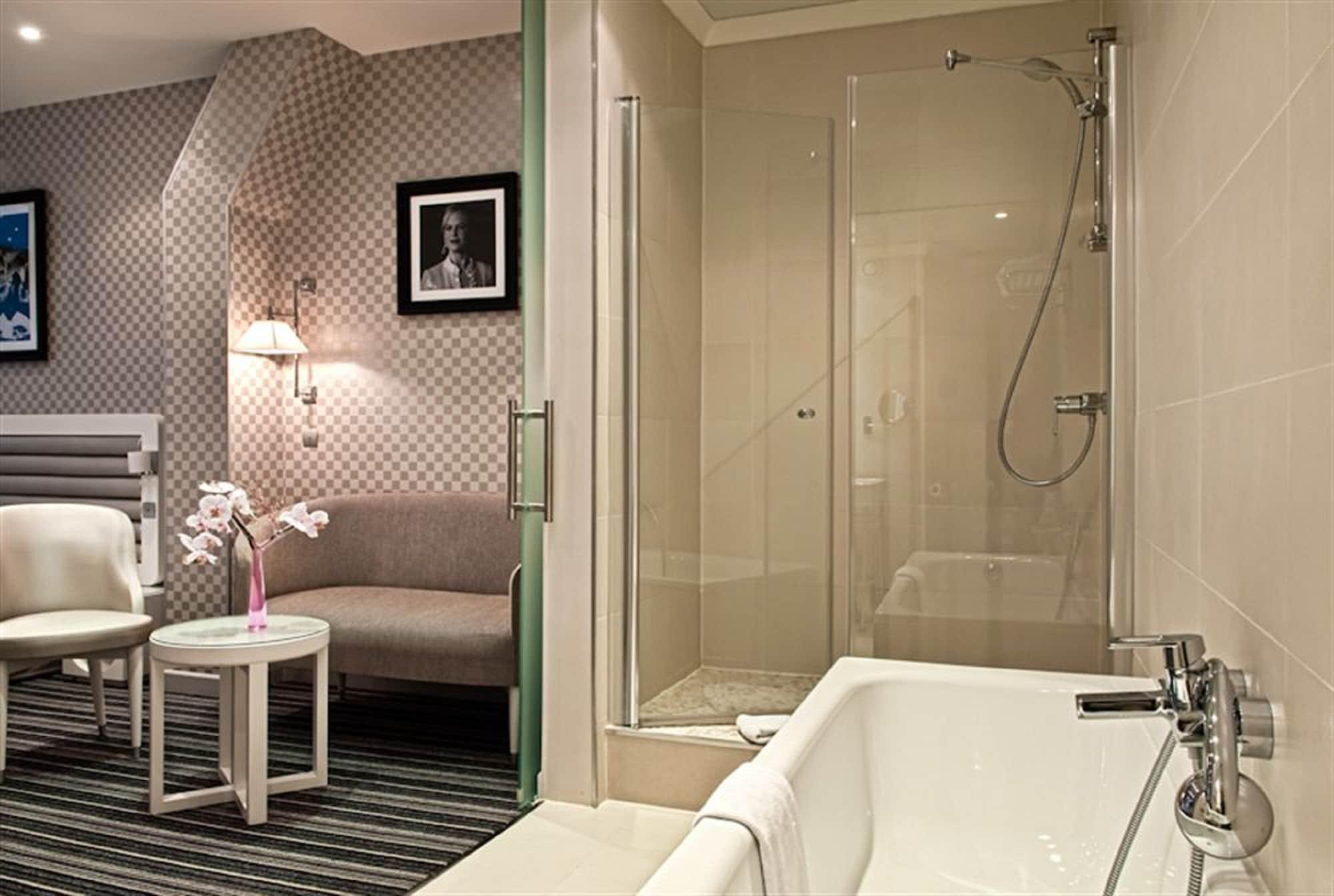 Hotel Icône 3*