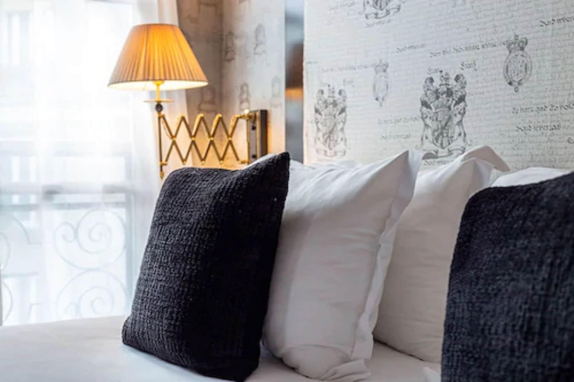 Lutece Port Royal Hotel Paris