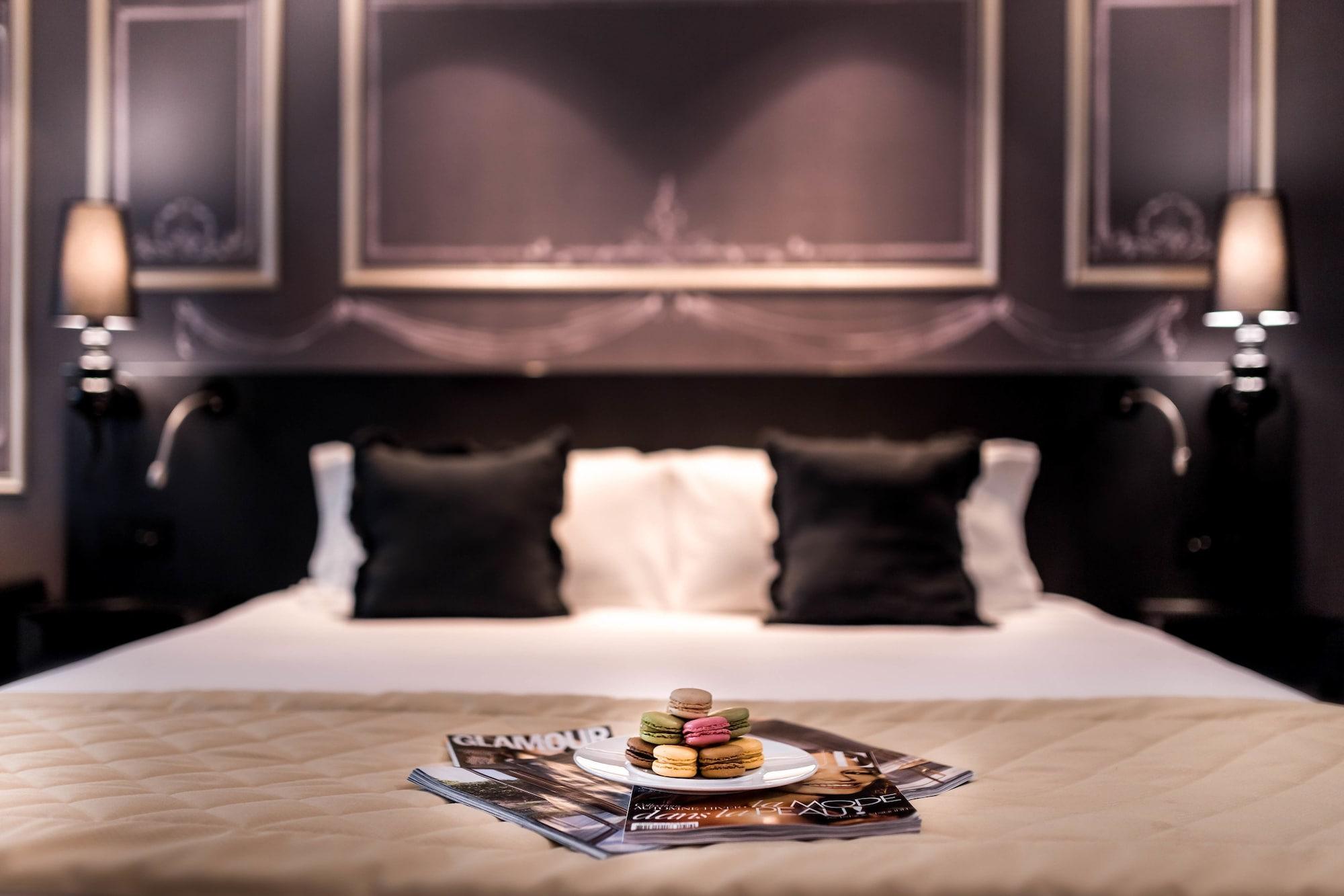 Hotel Nh Champs-elysees 4*