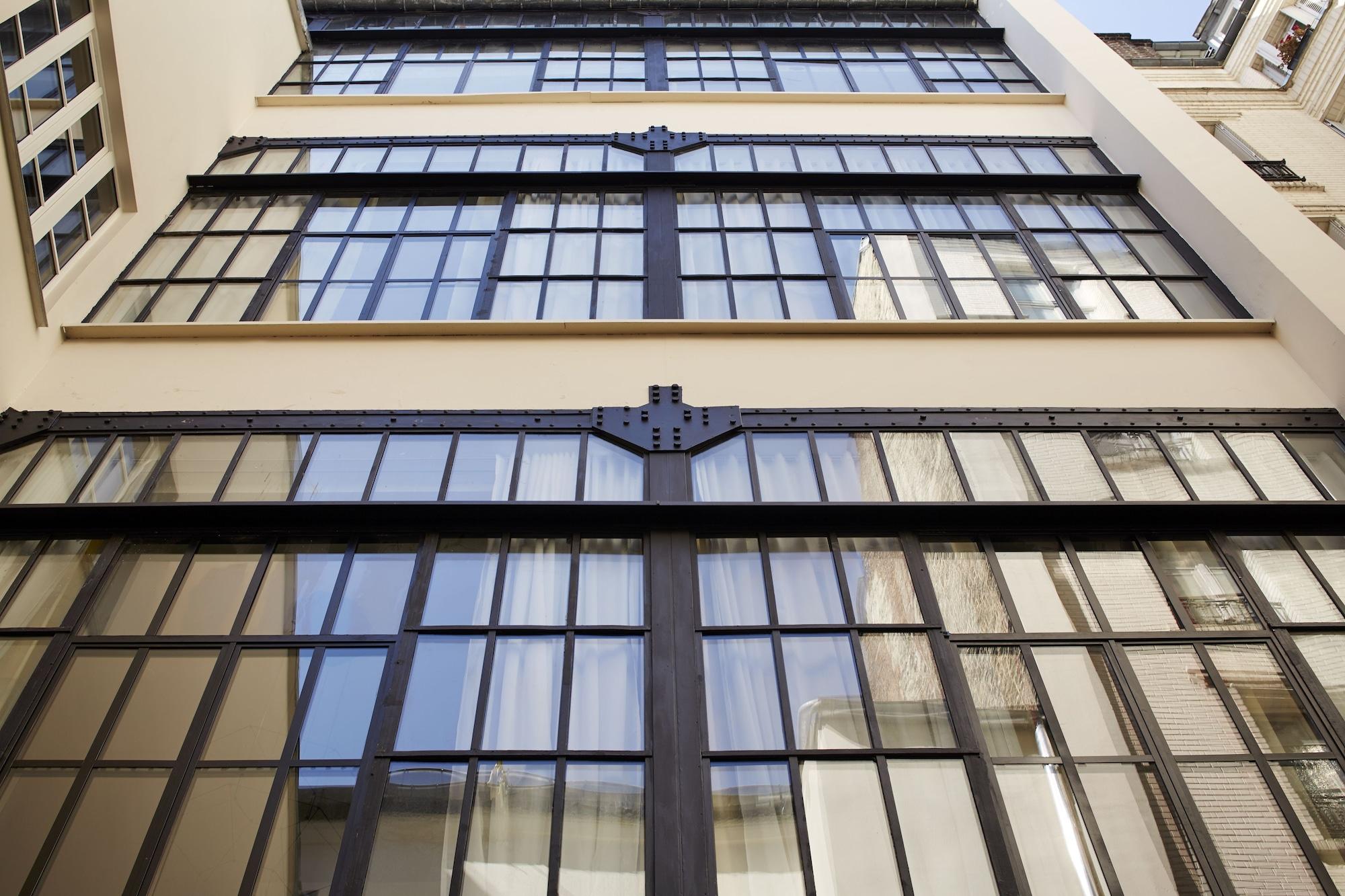 Du Ministère 4* Paris