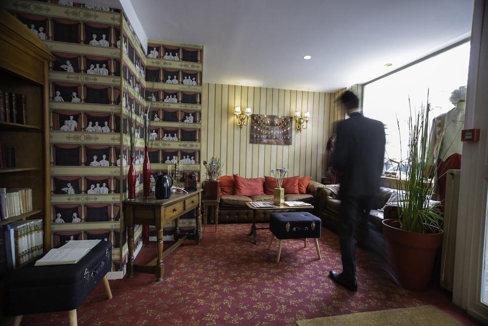 Du Theatre By Patrick Hayat Hotel 3*