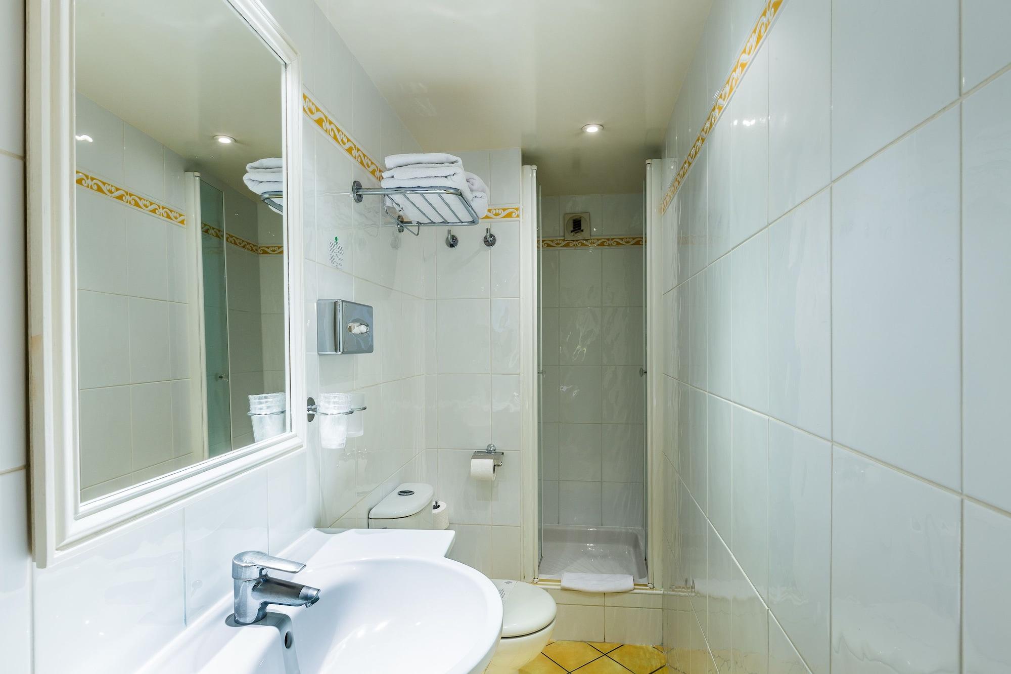 Austin's Arts Et Metiers Hotel 3*