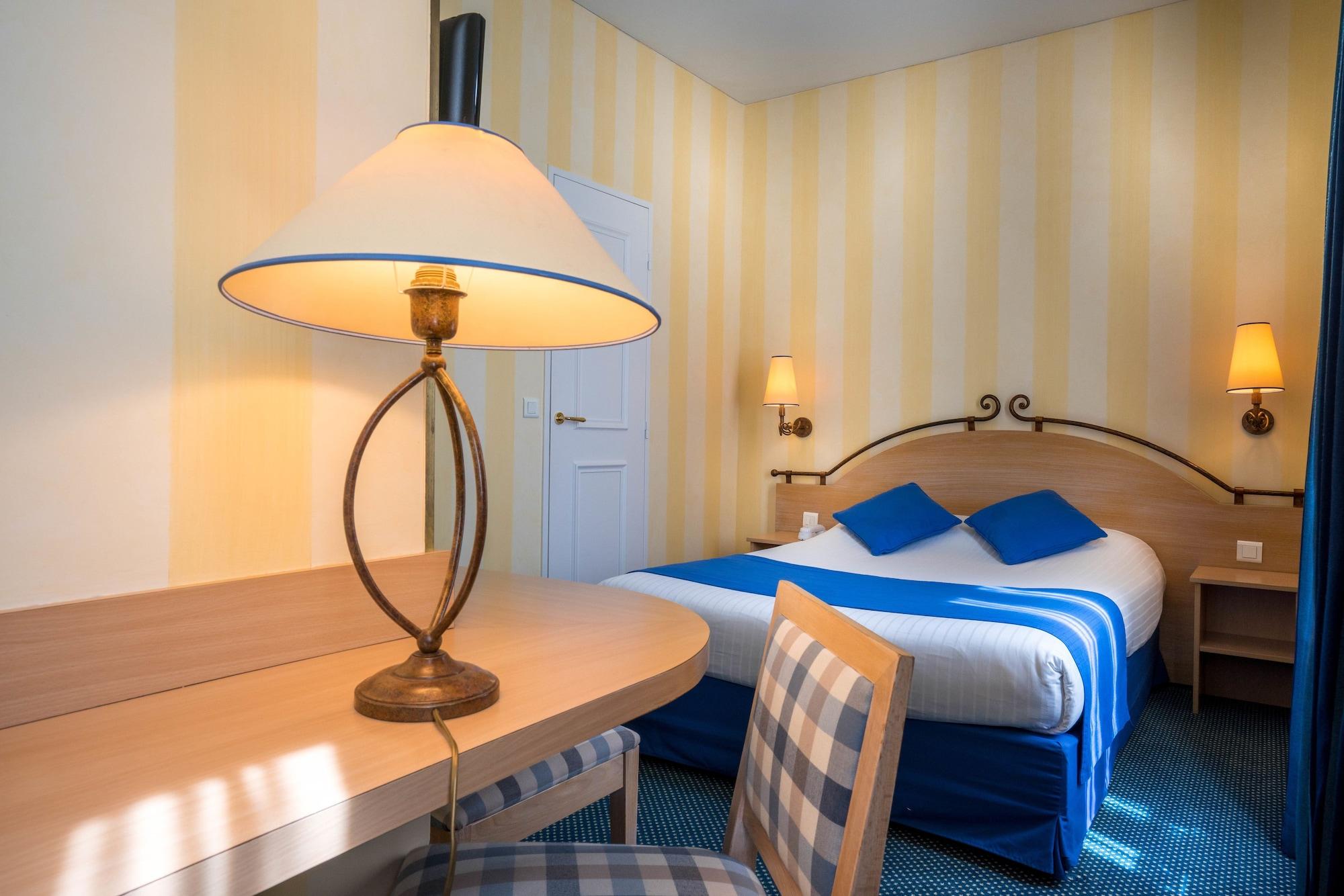 Delambre Hotel
