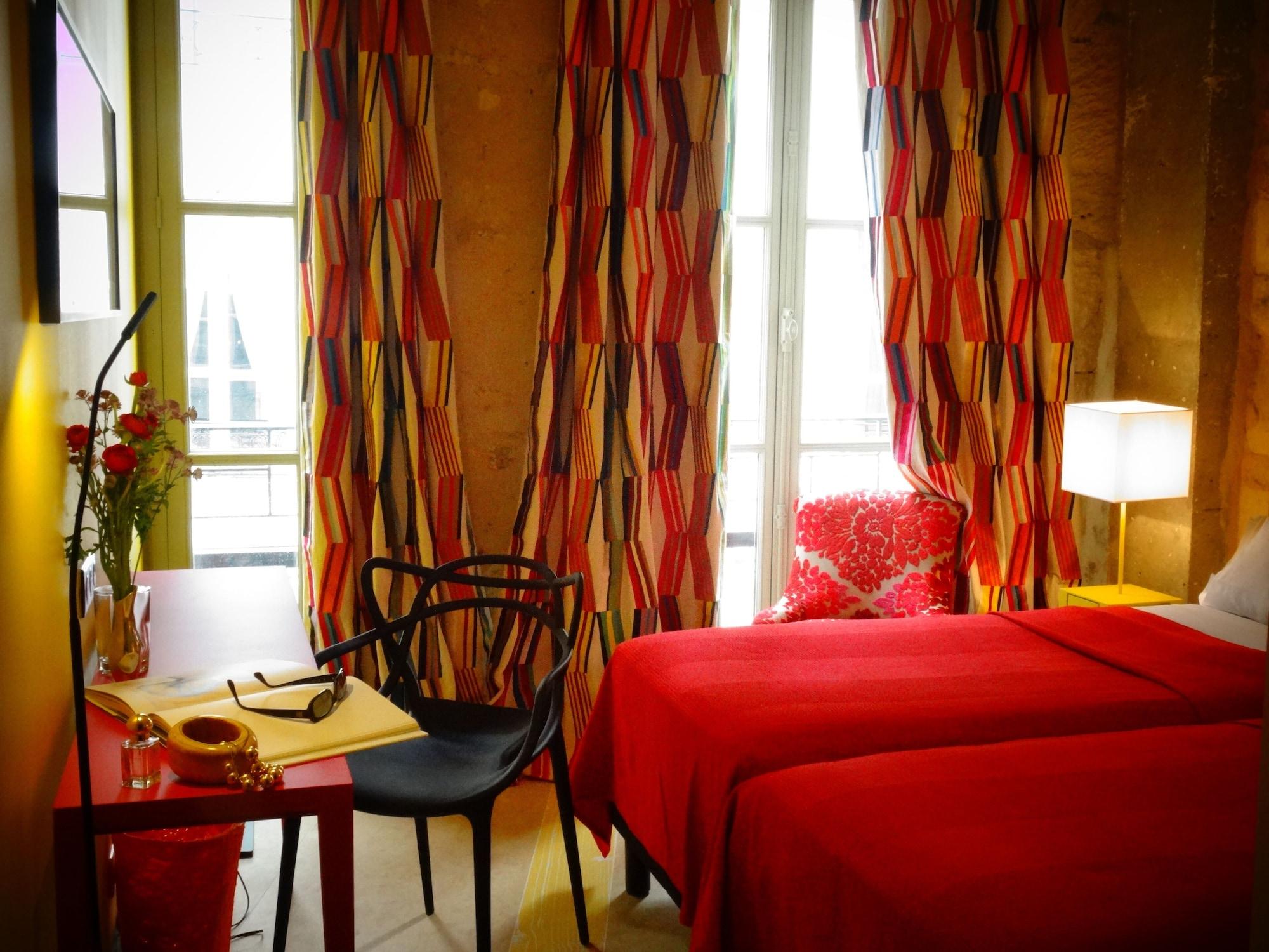Hotel Prince De Conti 3*