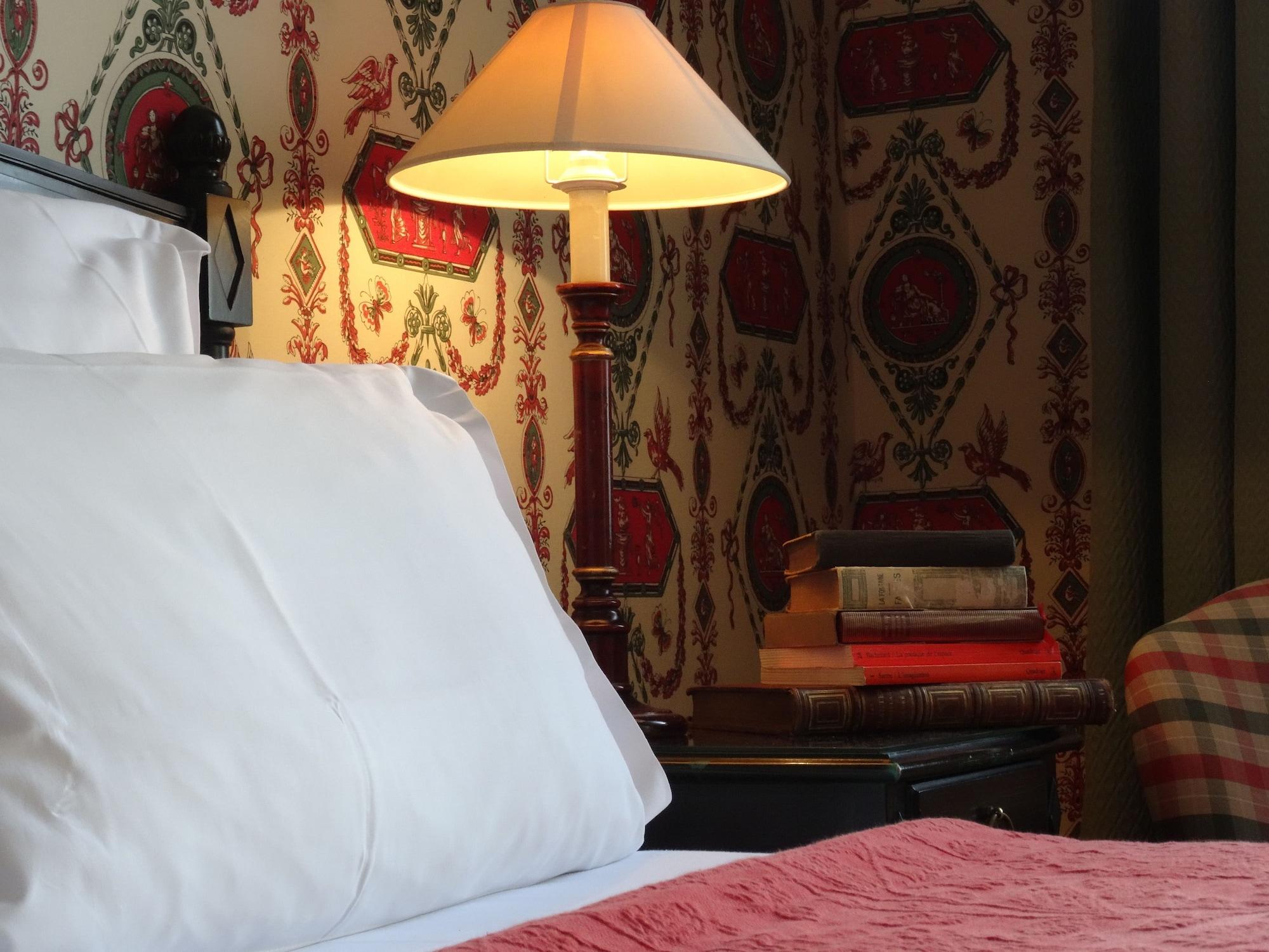 Hotel Du De Conti 3*