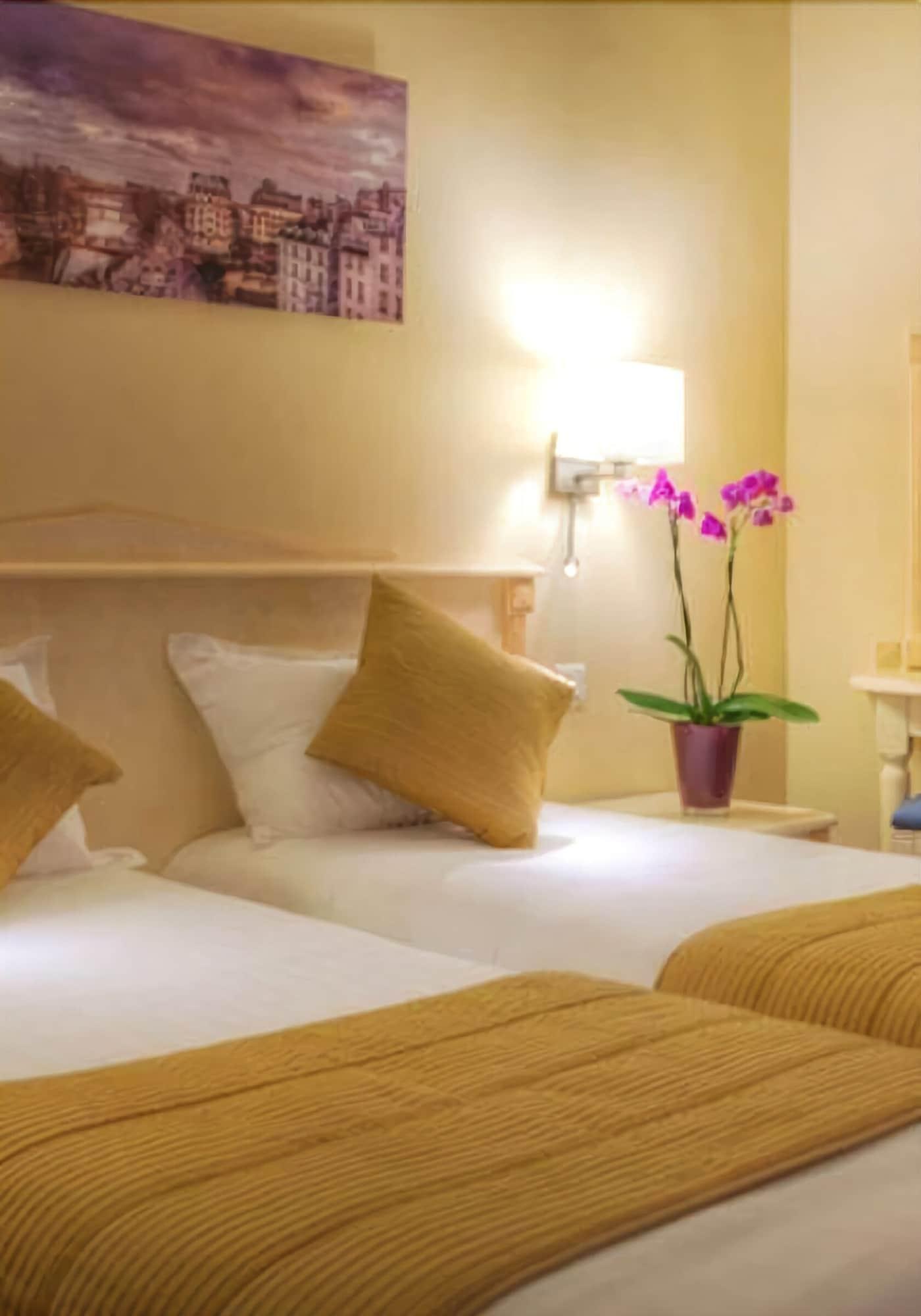 Louvre Sainte Anne Hotel 3*