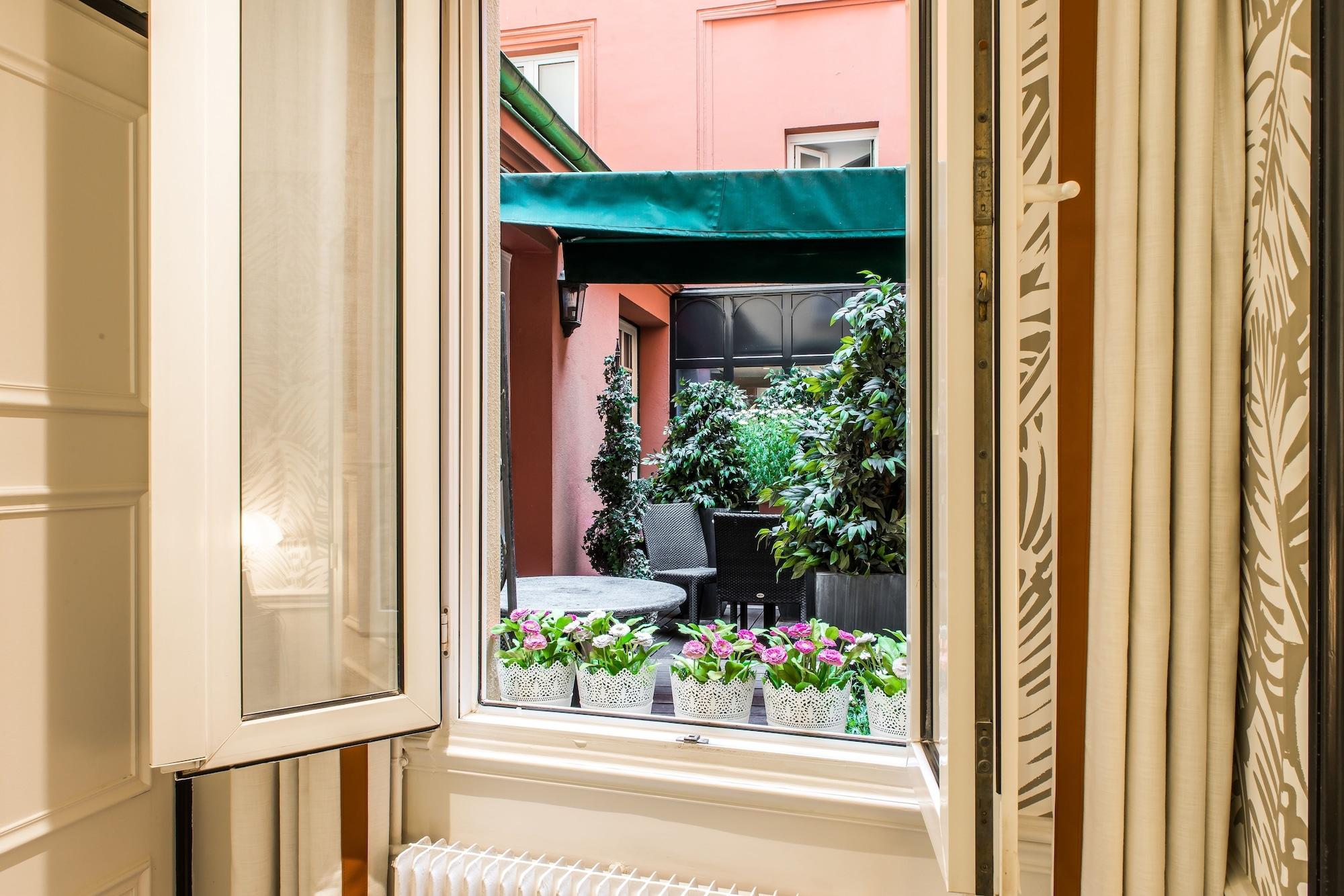 Jardin Le Bréa Hotel 3*