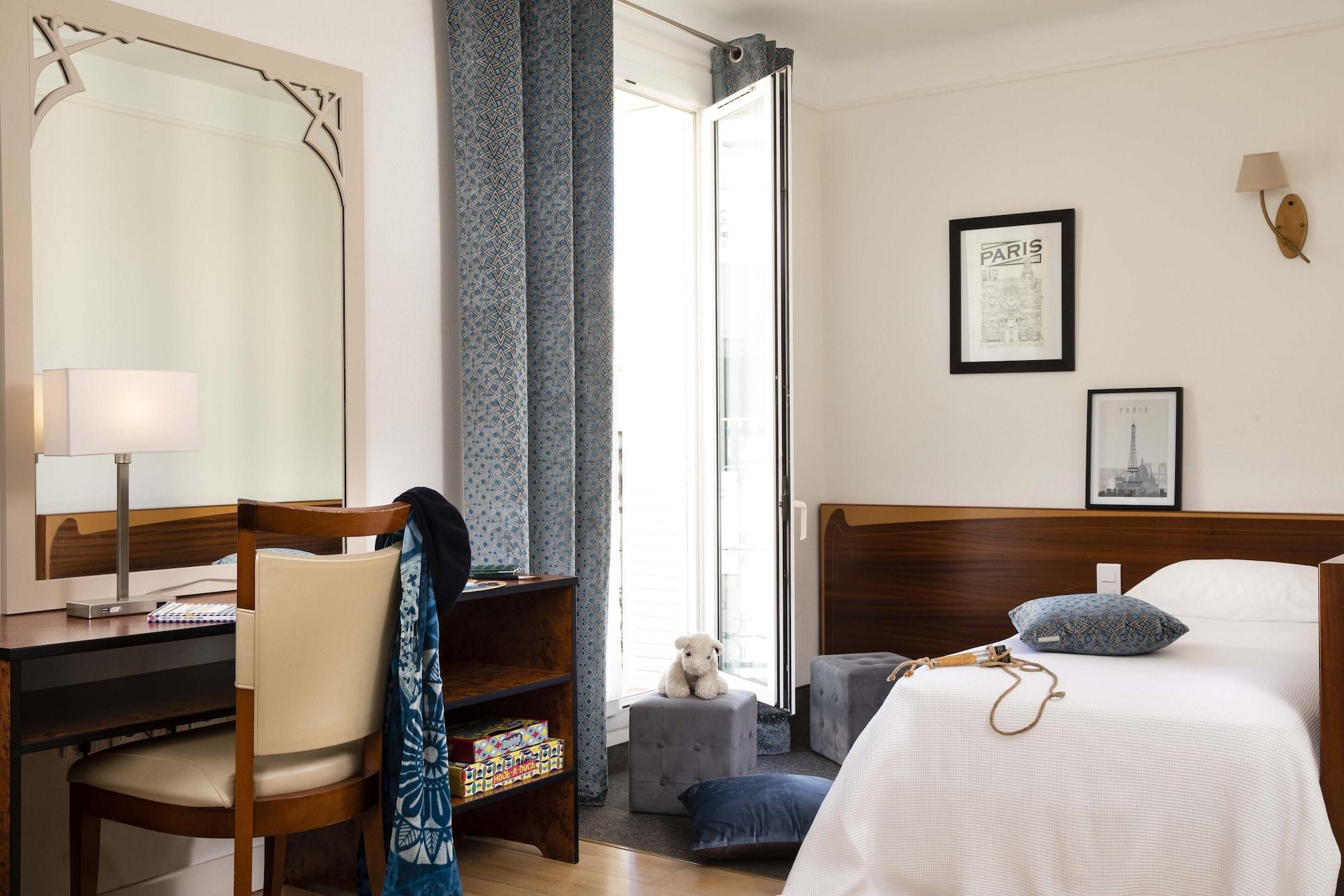 Grand Des Balcons Hotel