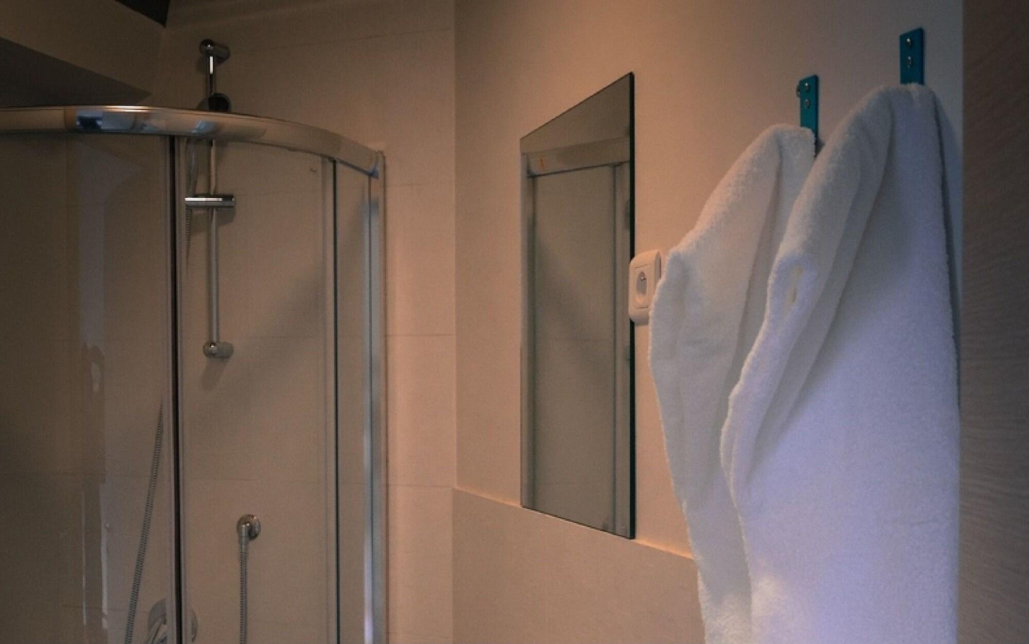 Beautiful Belleville Hotel & Hostel Hostel Paris