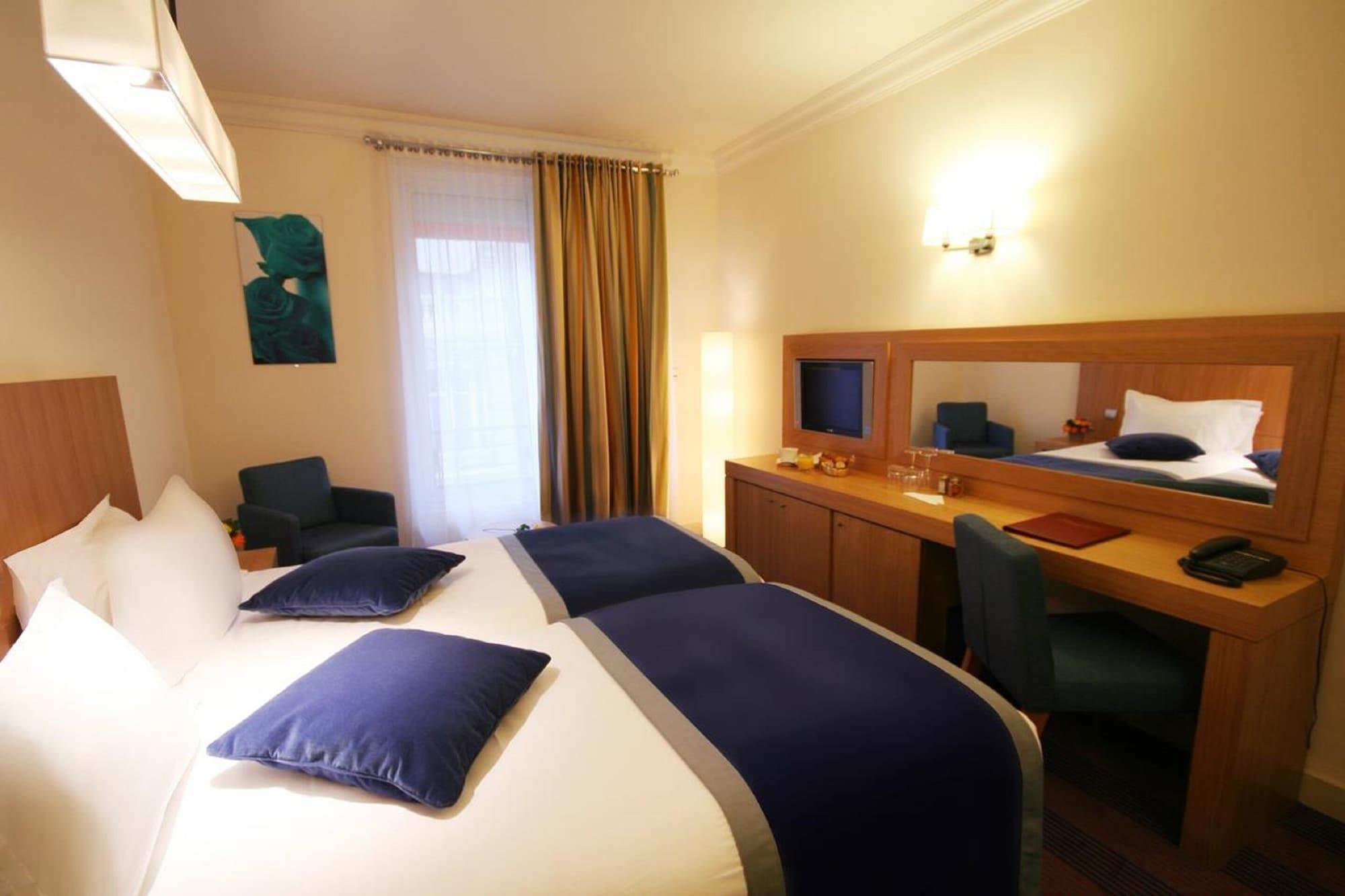 Westside Arc De Triomphe Hotel Paris