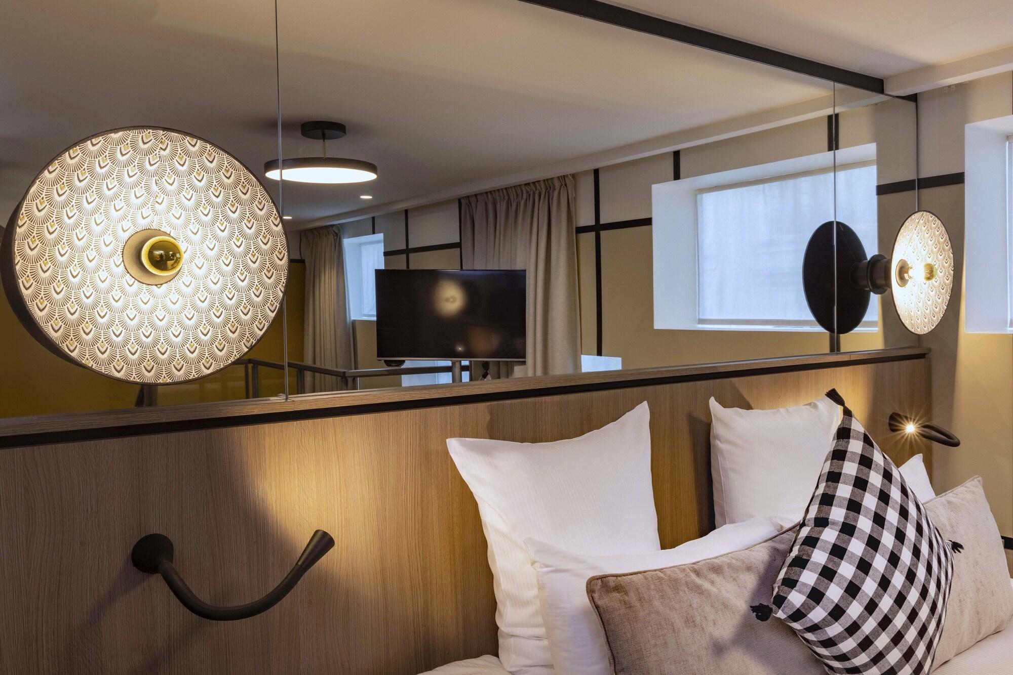 Hotel Opera Liege 4*