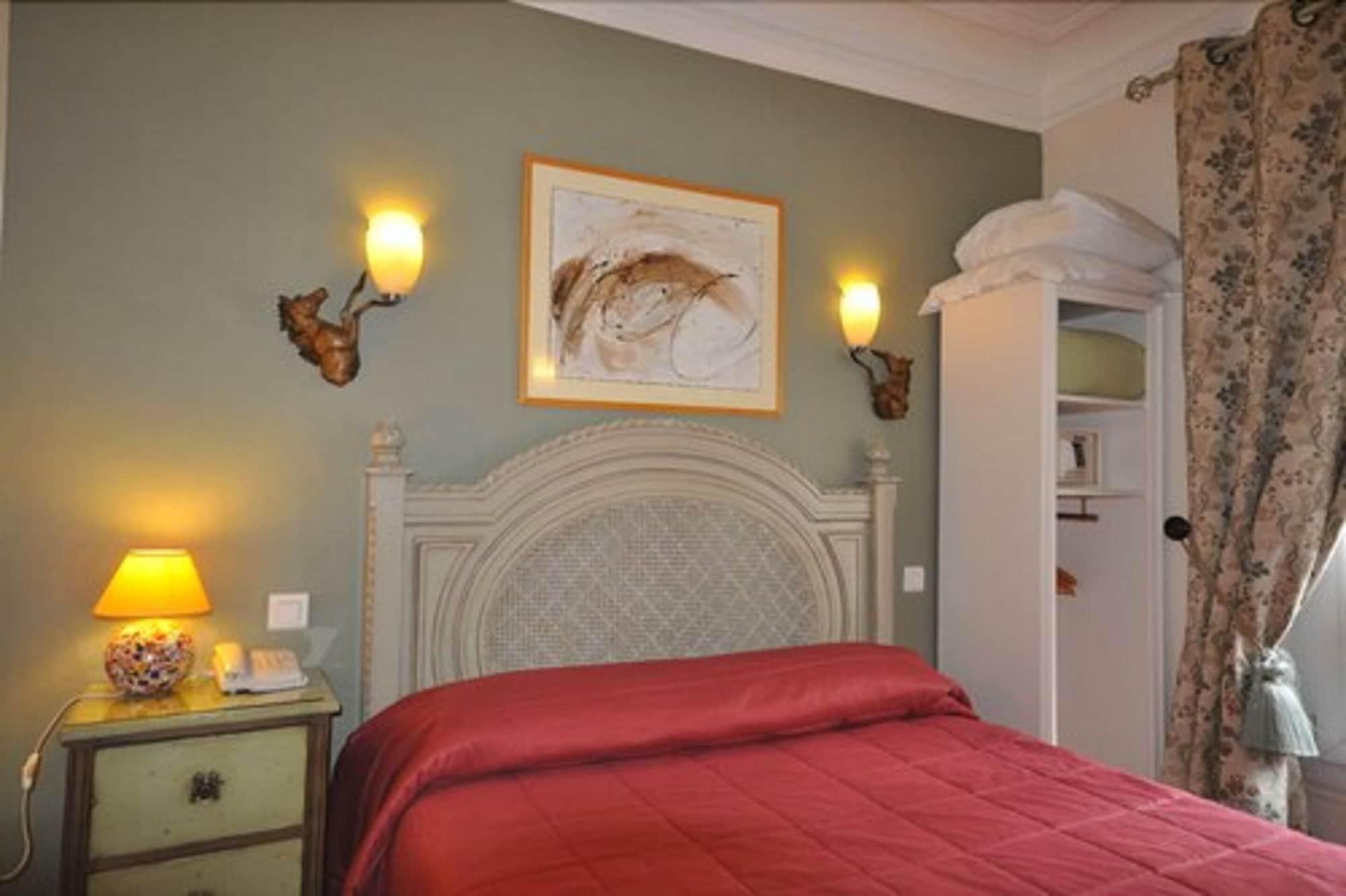 Hotel Des Bains Paris