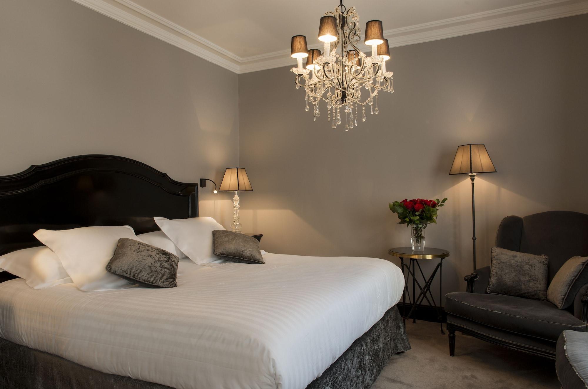Glamour Hotel 3*
