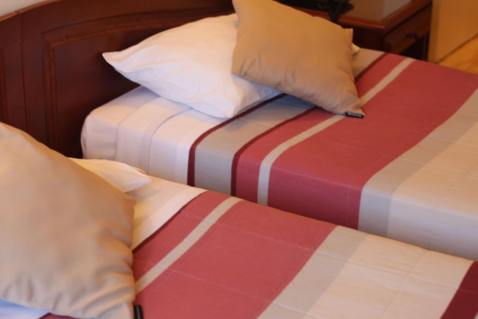 Cosmotel Hotel Paris
