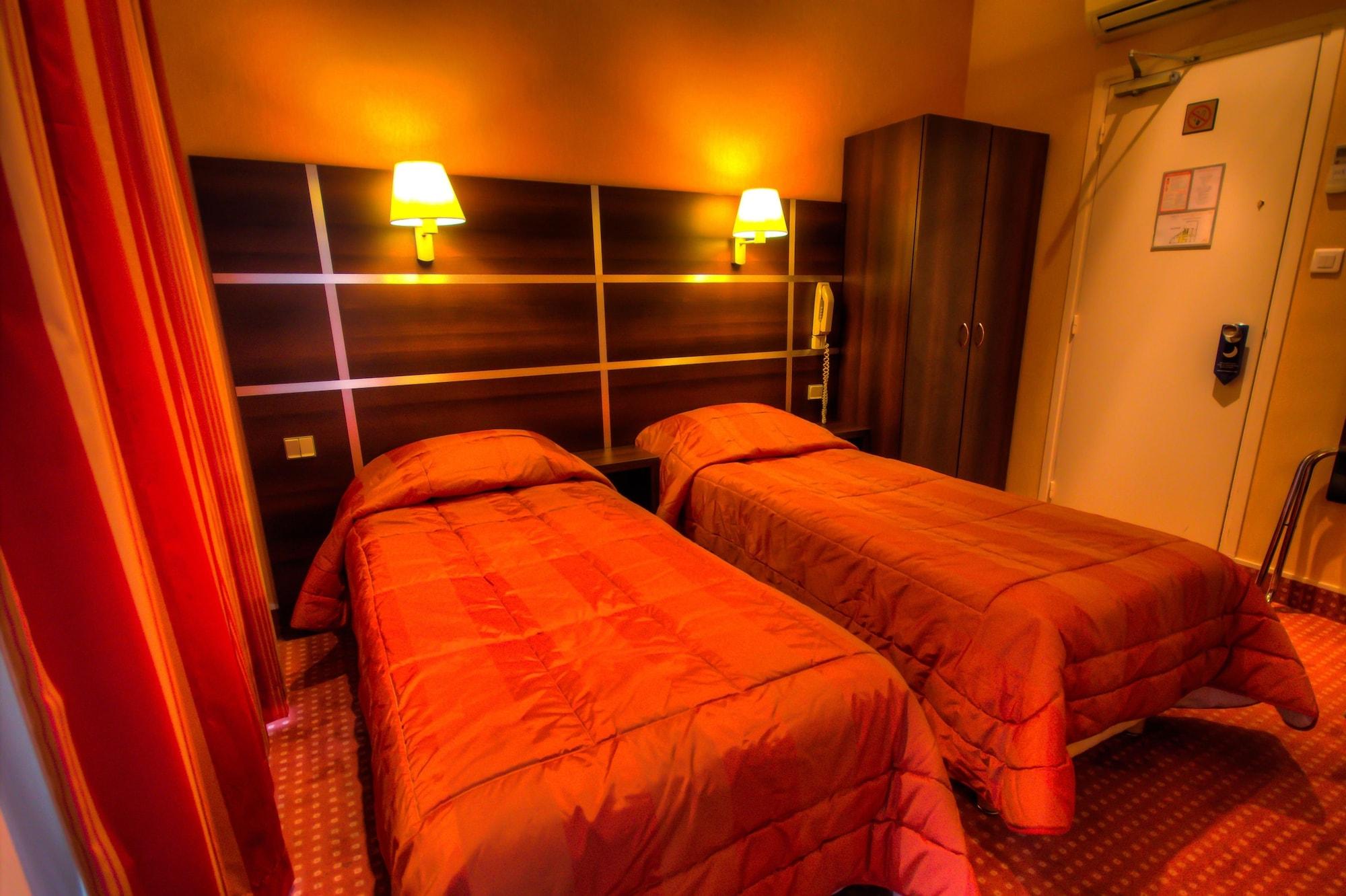Des Trois Gares Hotel Paris
