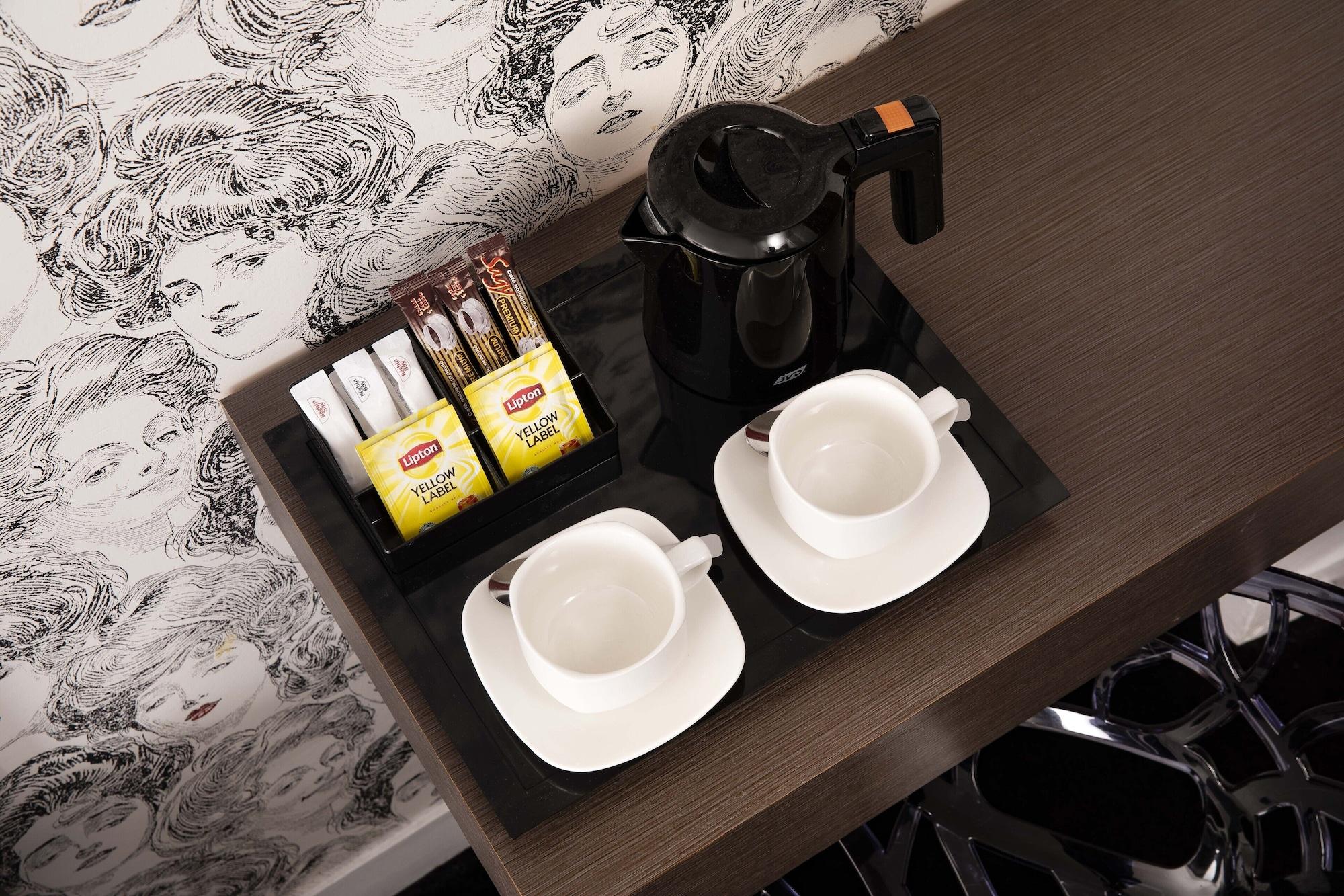 De La Gaîté Hotel 3*
