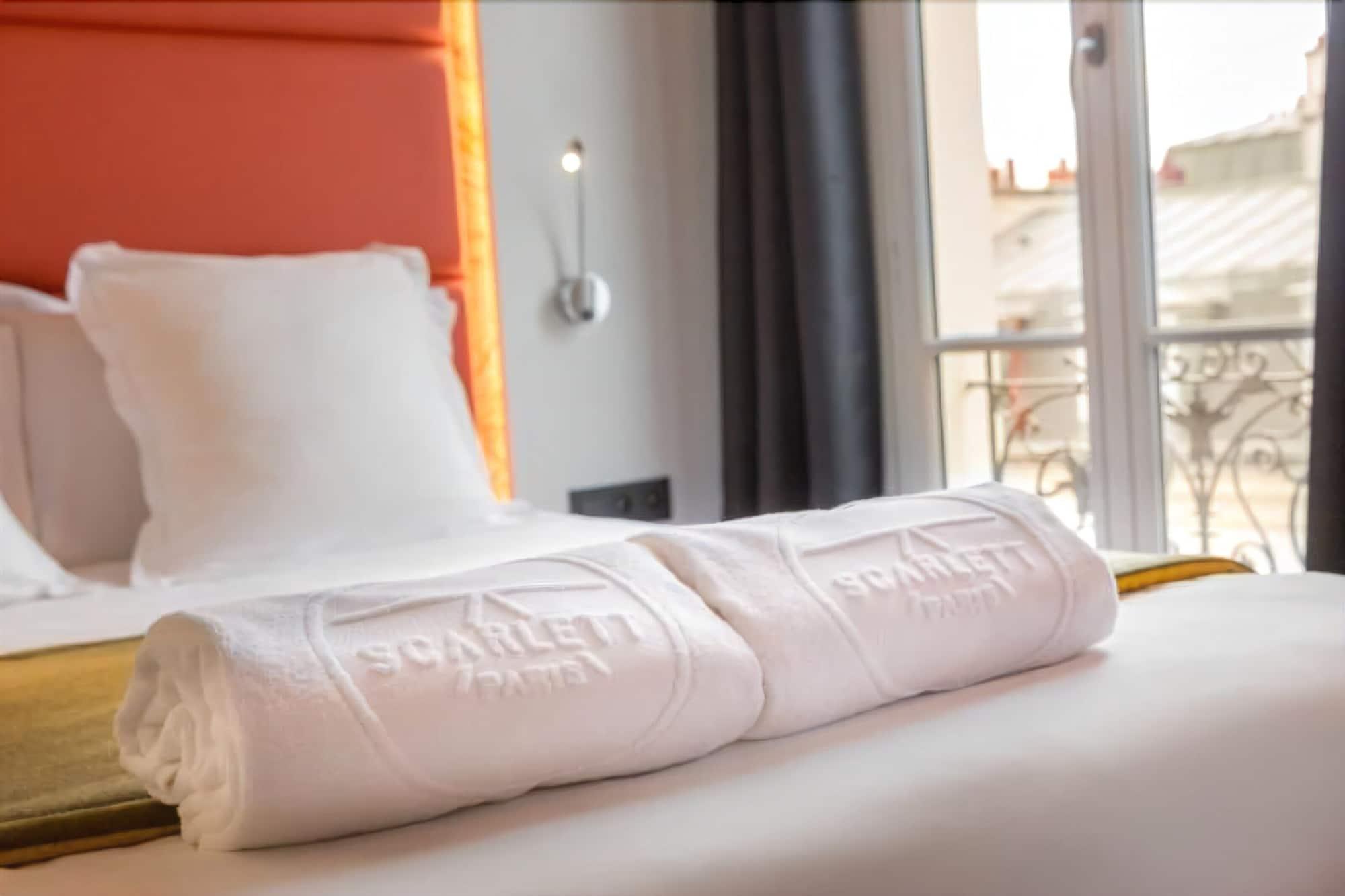 Scarlett Hotel 3*