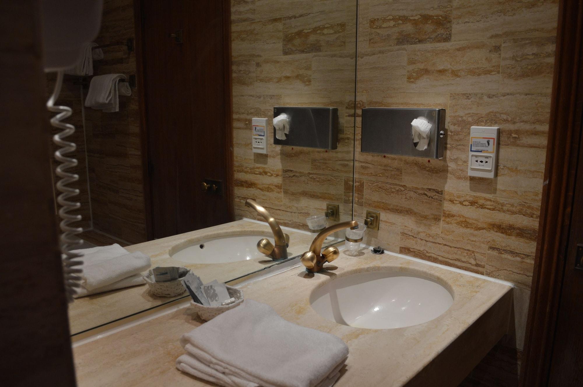 6 Vh - New Opened 2025 Hotel