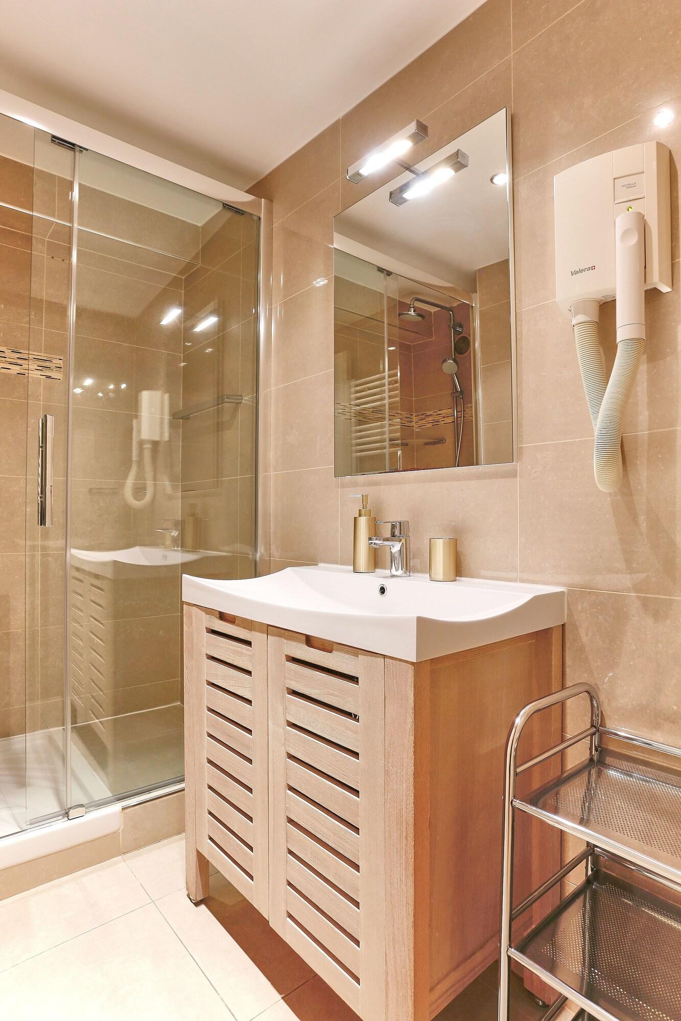 Apartment Du Louvre - St-honore Paris