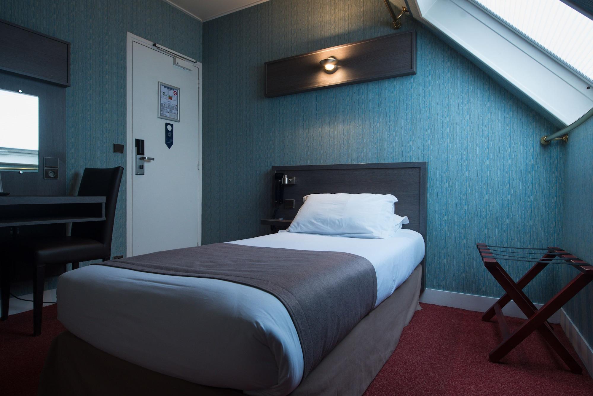 Latin Hotel