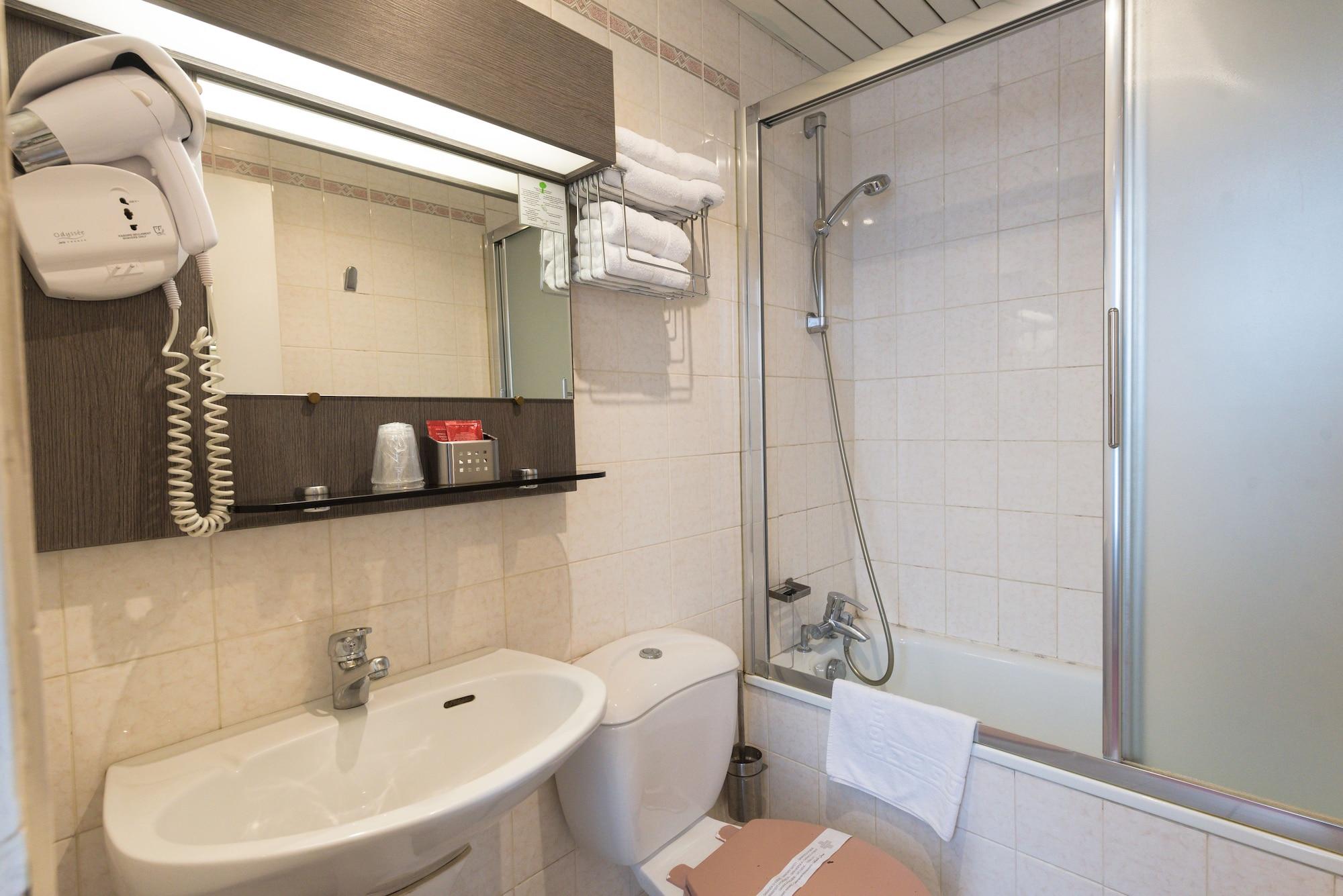 Latin Hotel 3*