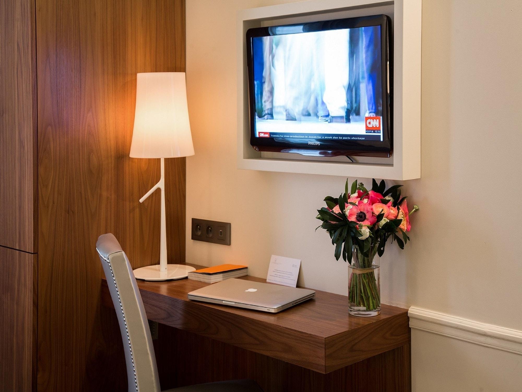 Le Clos Medicis Paris