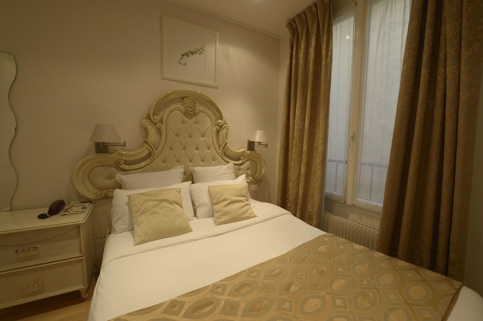 Hotel Korner Montmartre 3*