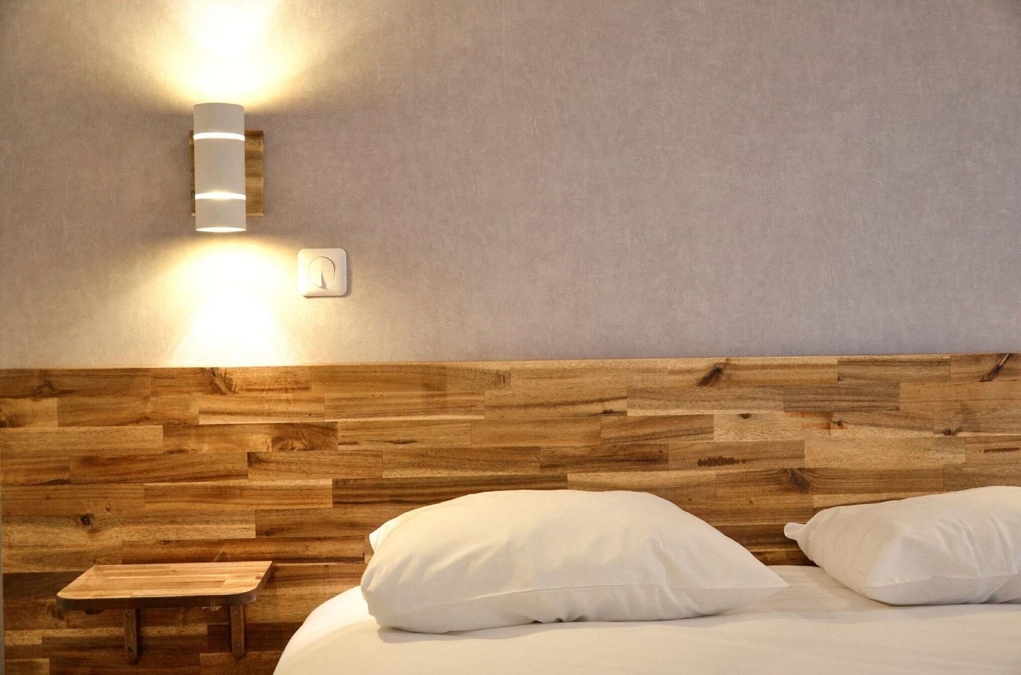 De La Perdrix Rouge Hotel 2*
