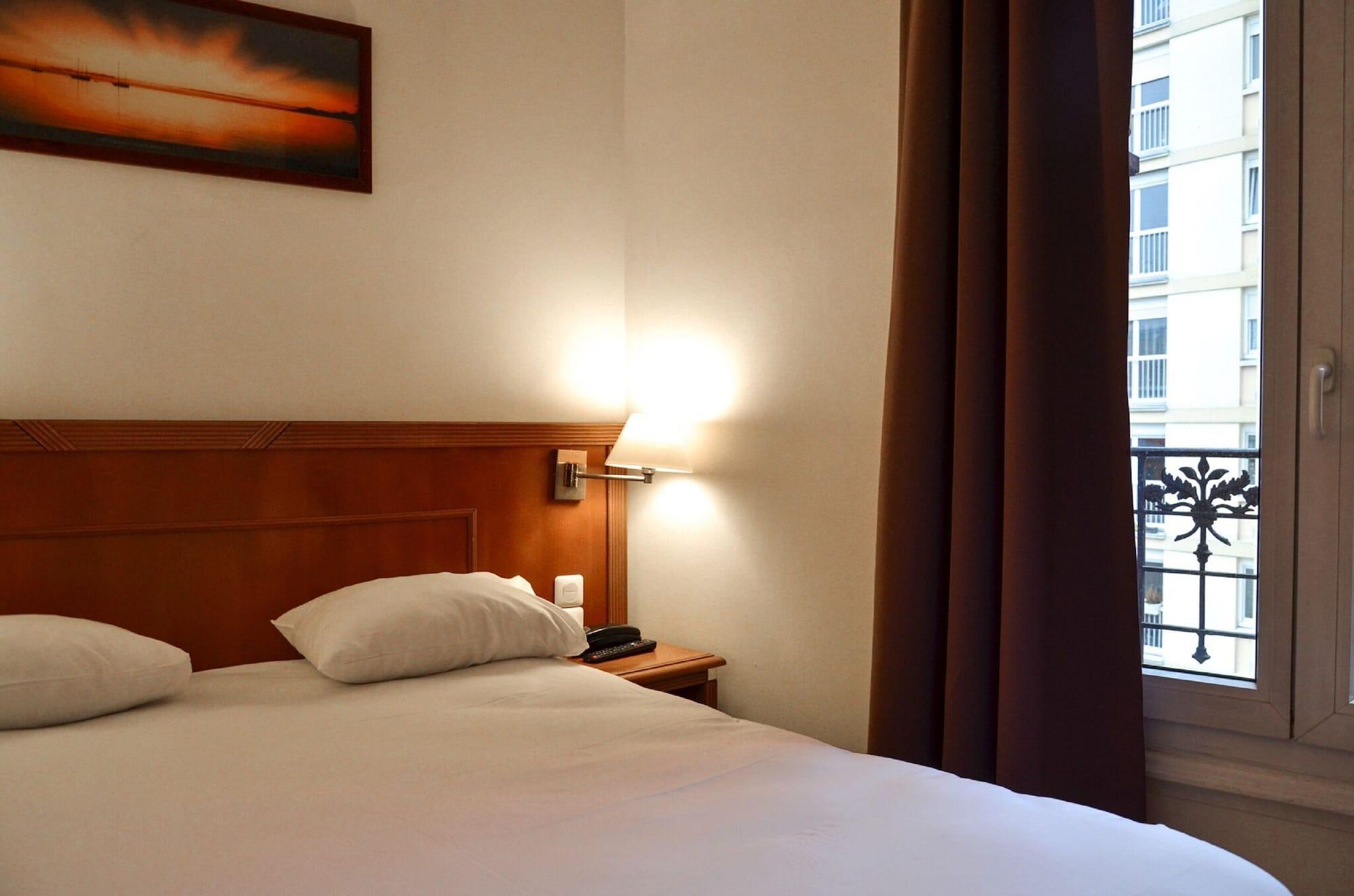 De La Perdrix Rouge Hotel Paris