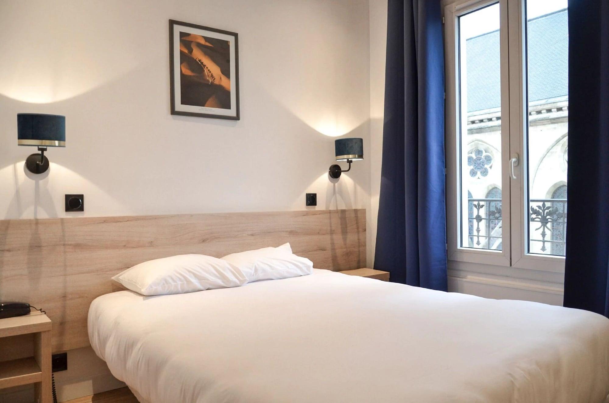 De La Perdrix Rouge Hotel