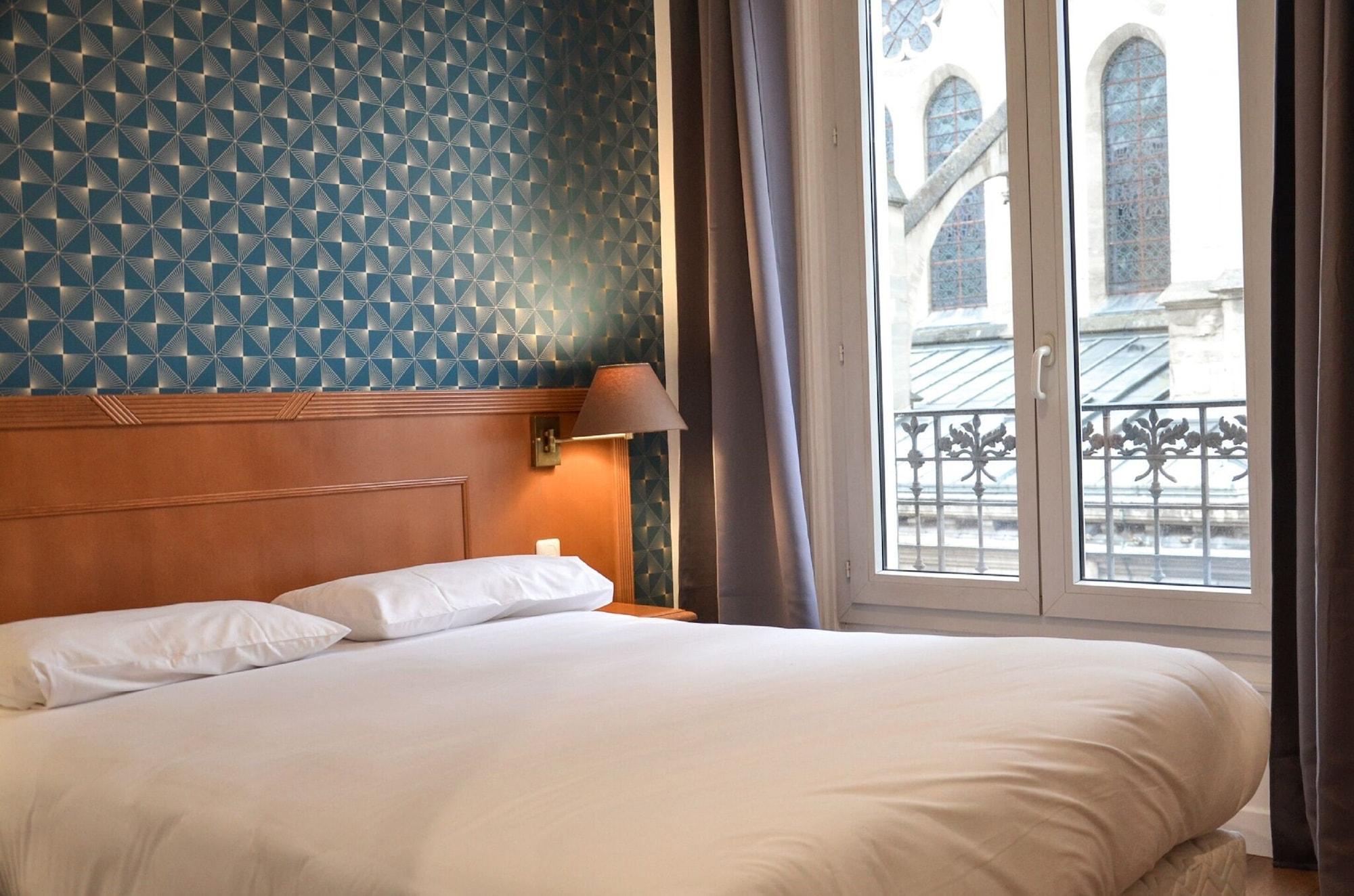 De La Perdrix Rouge Hotel