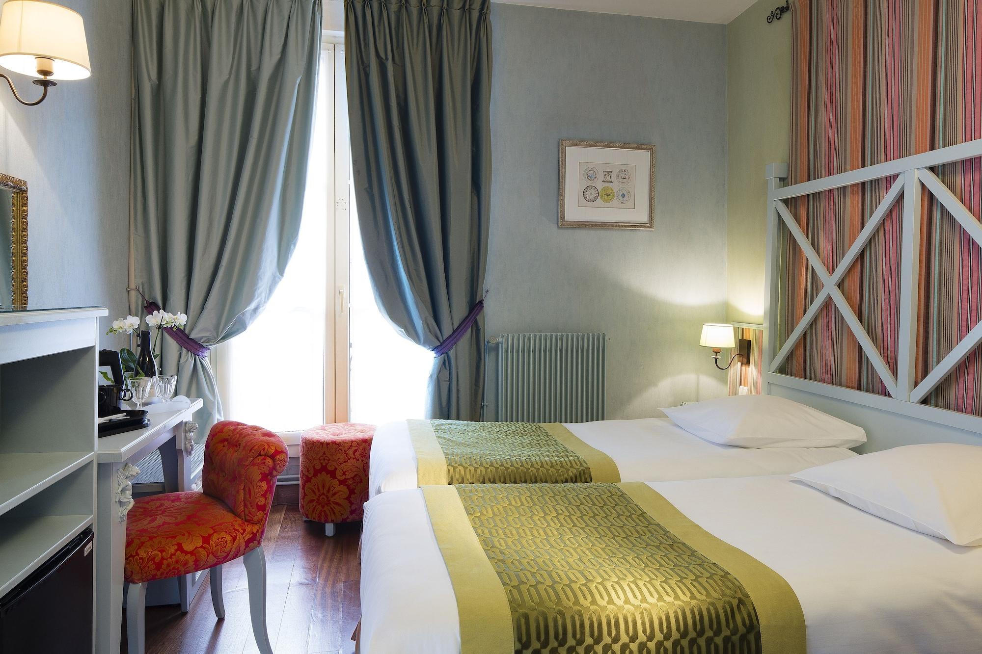 Louvre Bons Enfants Hotel 3*