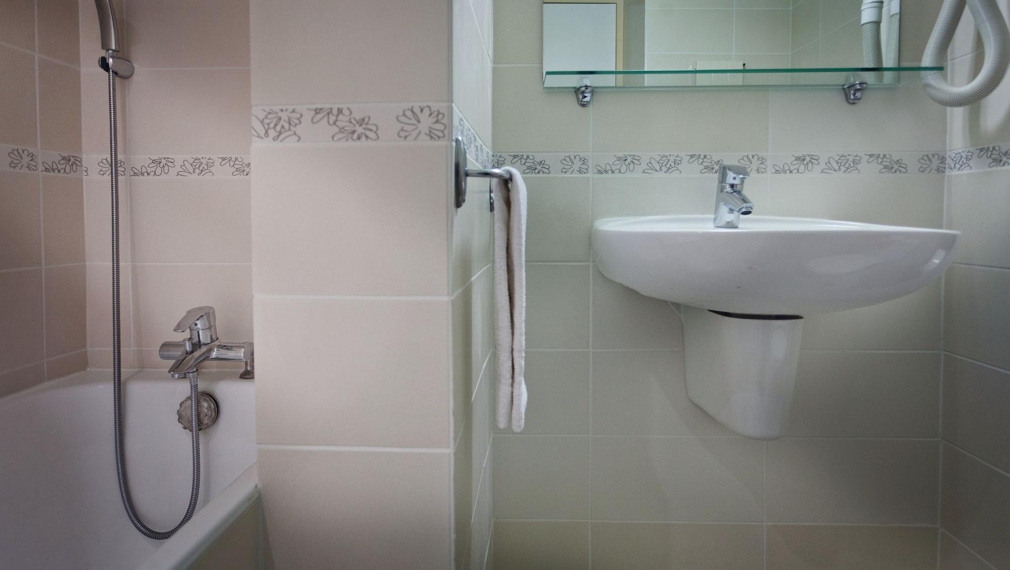 Hotel Le Clos D'alesia 3*