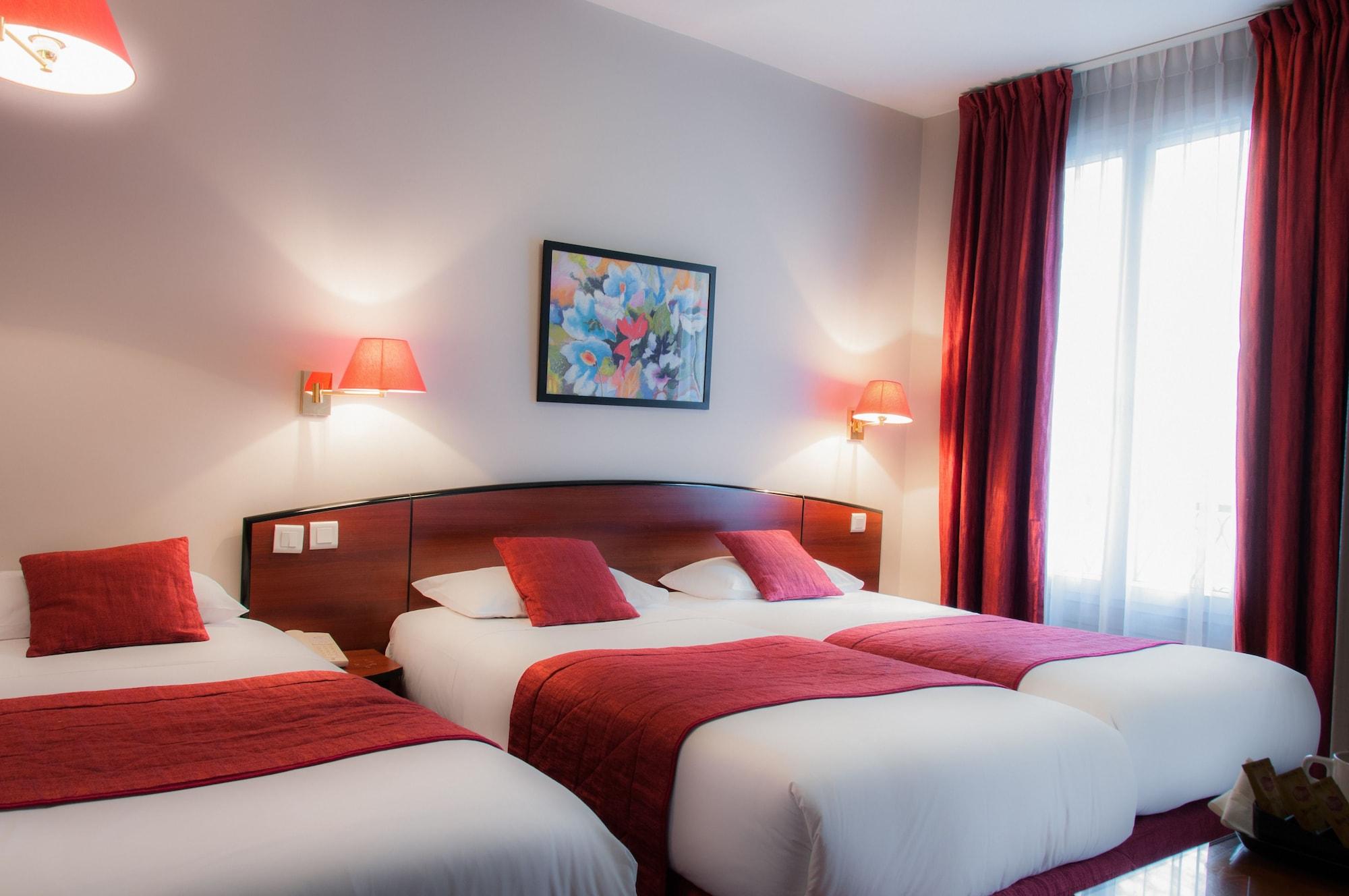 Des Deux Avenues Hotel Paris
