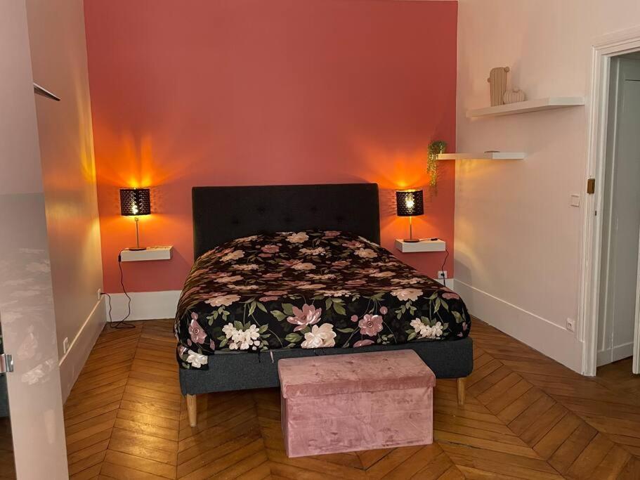 The Avenue Ternes Apartment