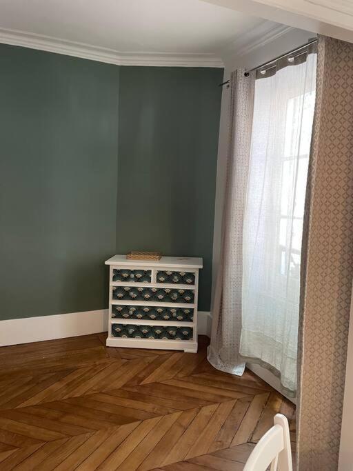 The Avenue Ternes Apartment *
