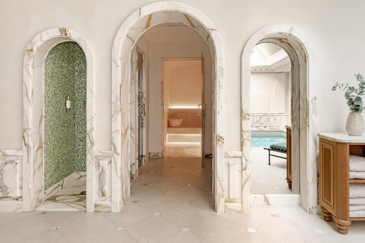 Saint James Hotel 5*