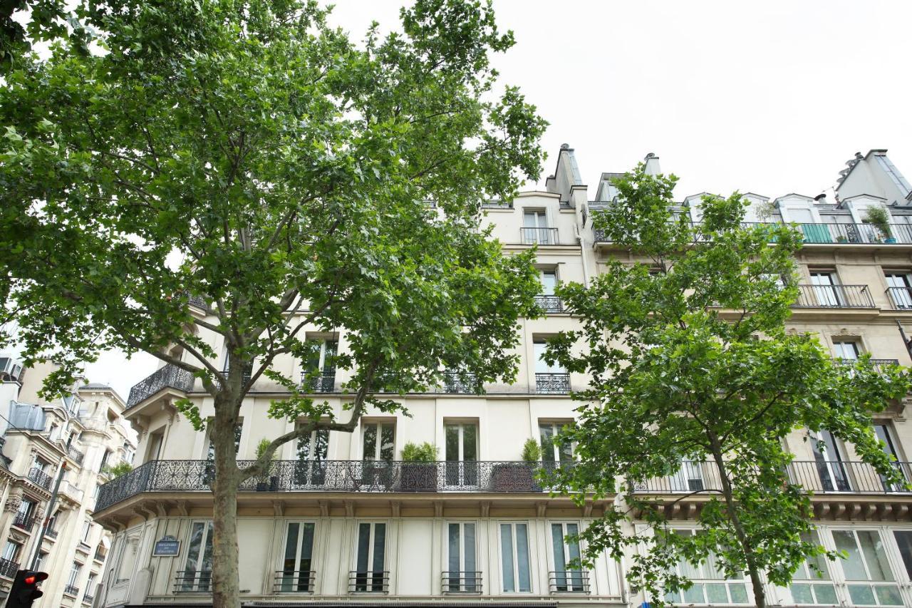 Center Of By Prestige * Paris