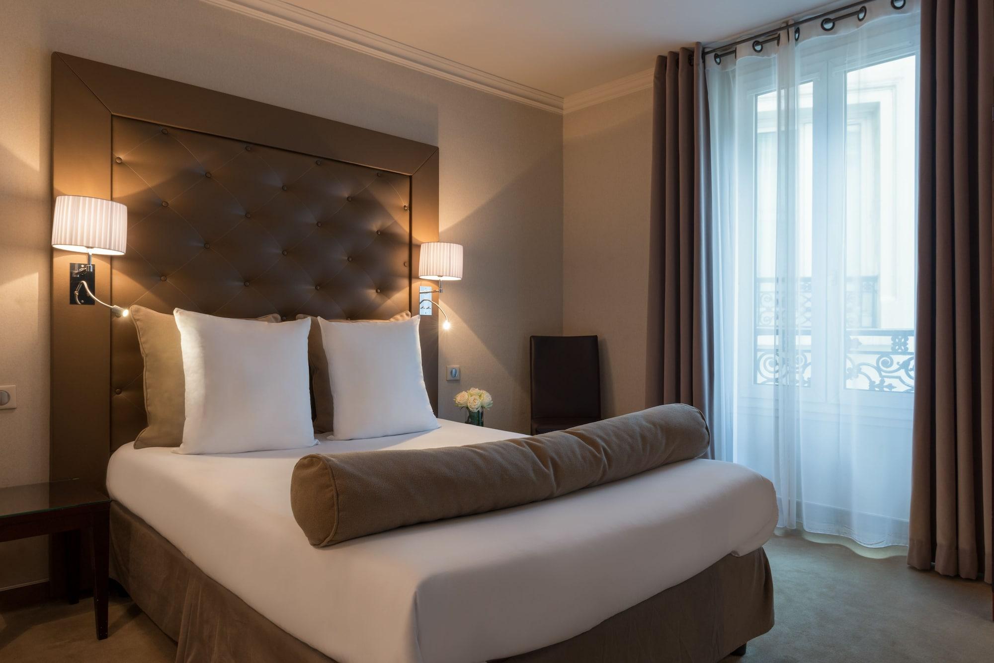 Saint Cyr Etoile 3*