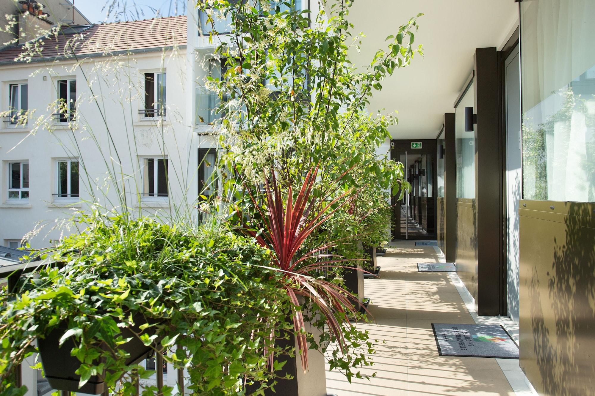 Jardins De Mademoiselle Hôtel&spa Hotel 4*
