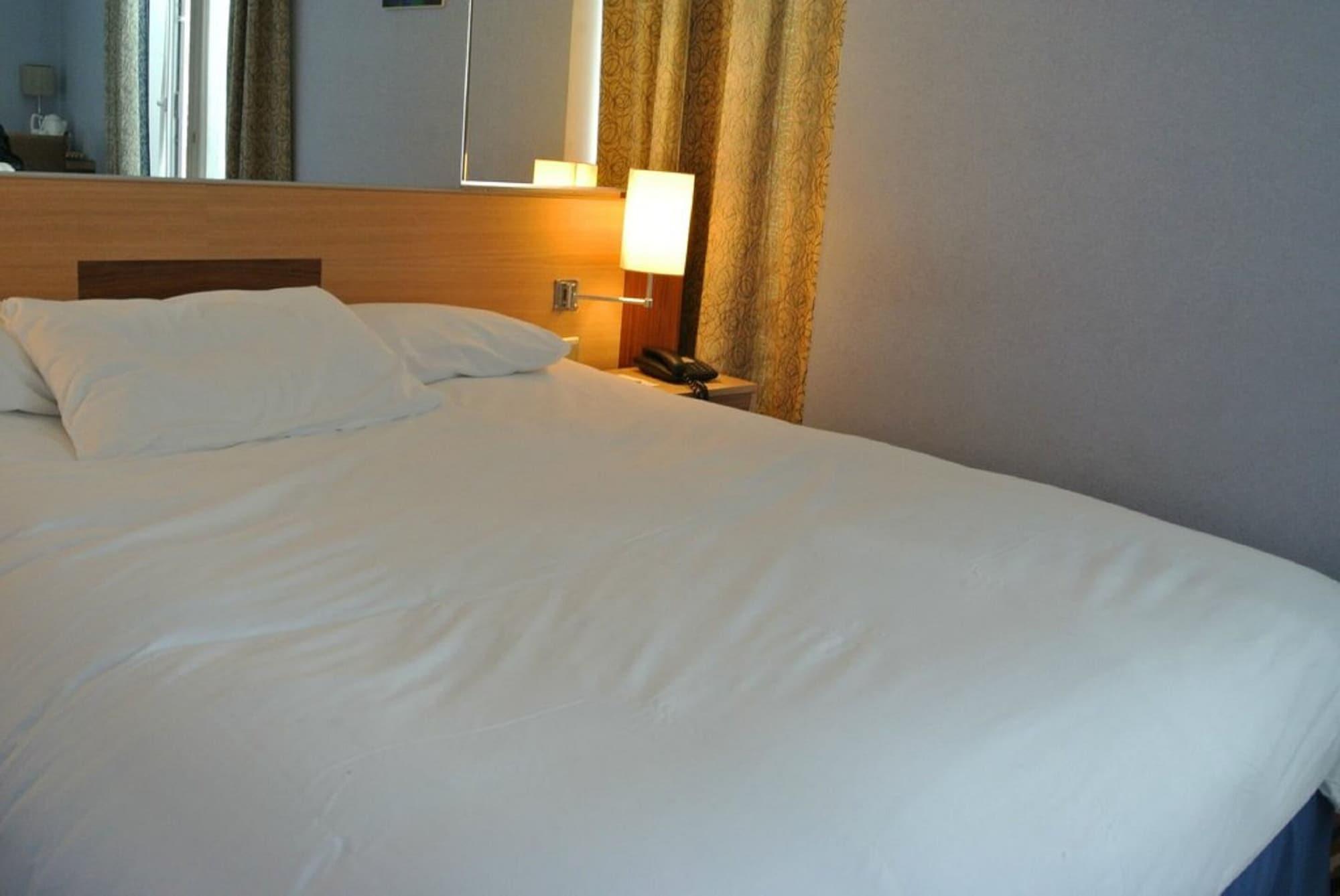 Pavillon Bastille Hotel 3*