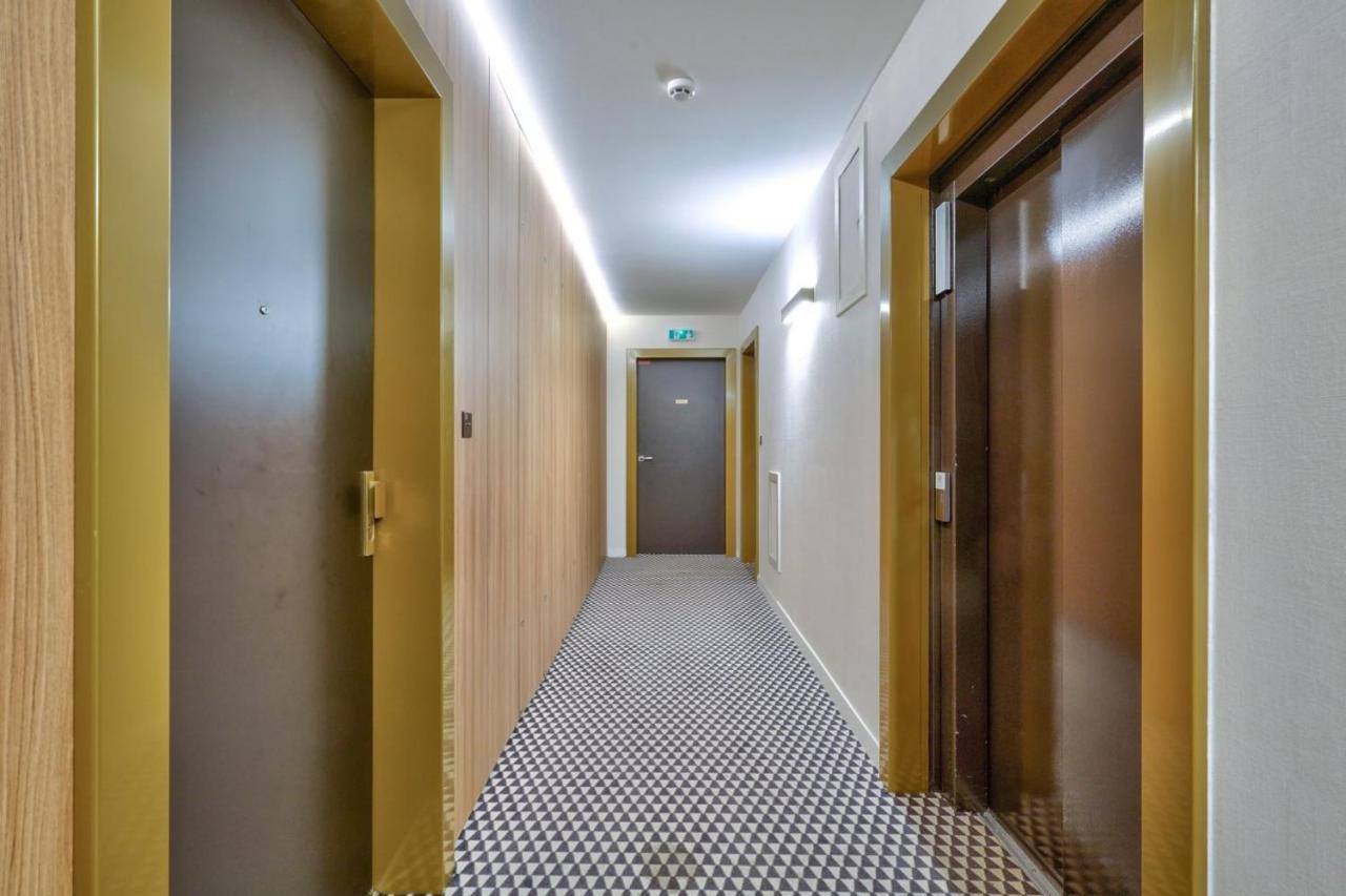Apartment Studio Located Between Bastille And Nation