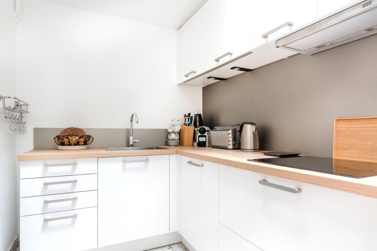 Eiffel Tower Lourmel Apartment Paris