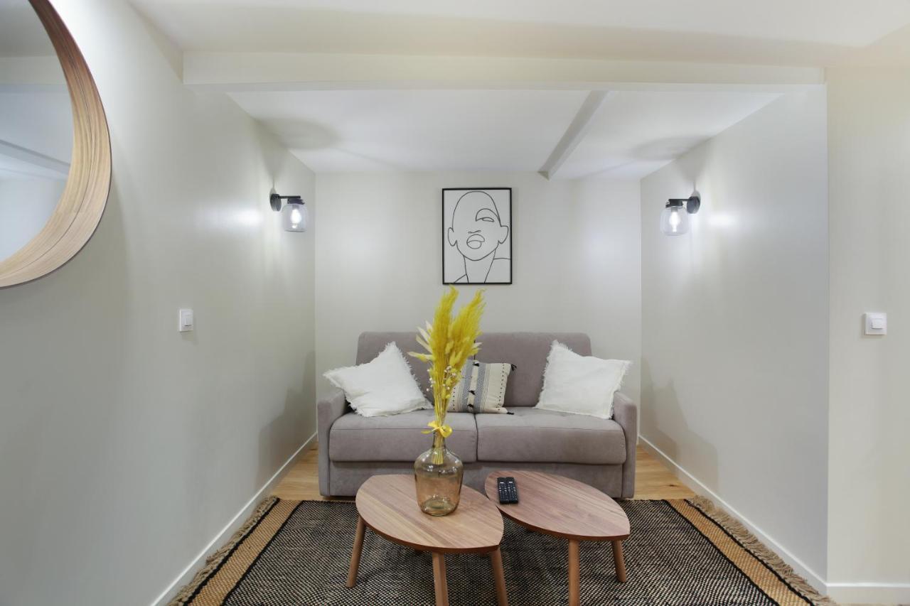 Center Of By Prestige Apartment